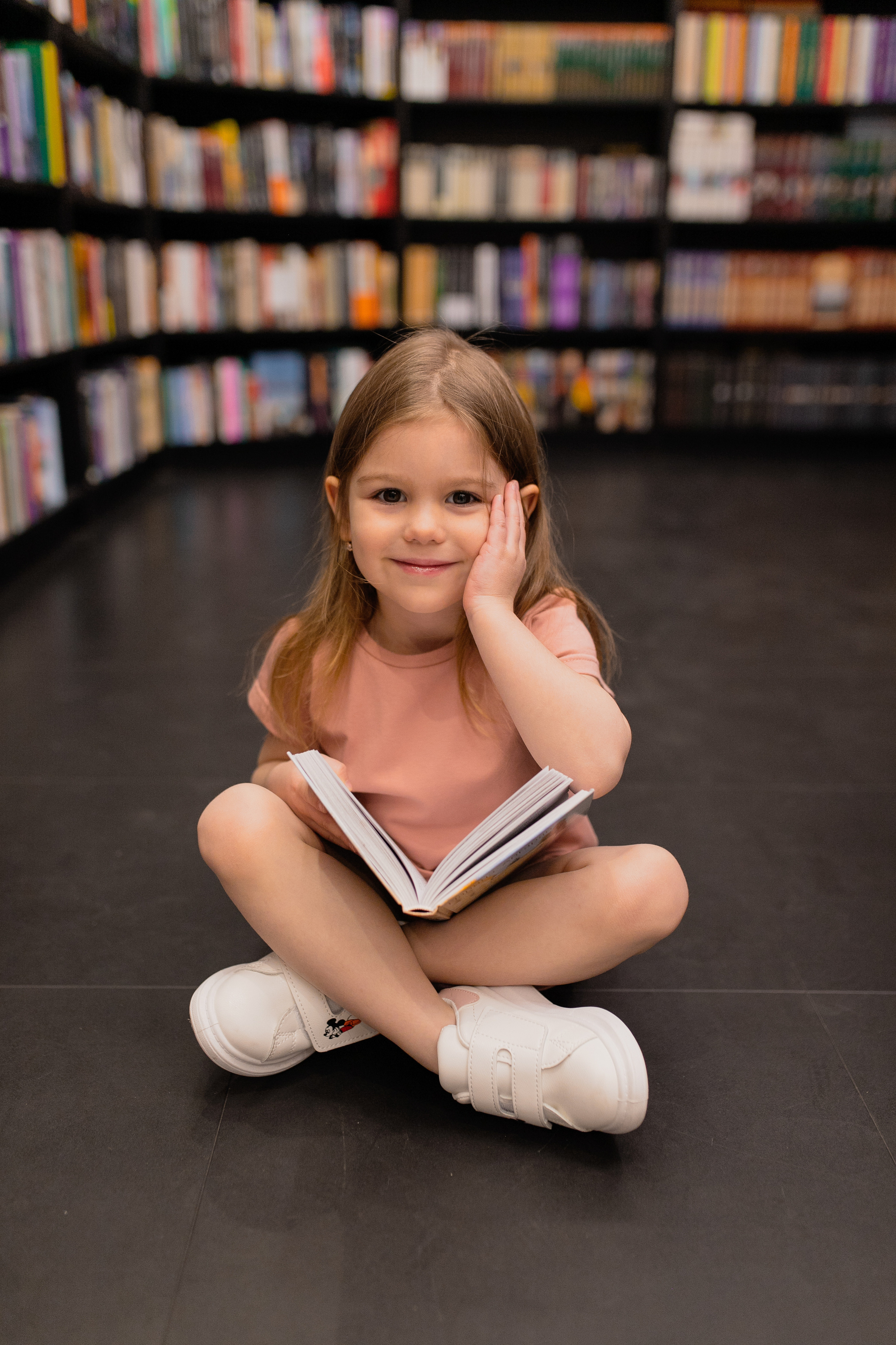 Библиотека. Фотограф в Иркутске Тома Кабанова