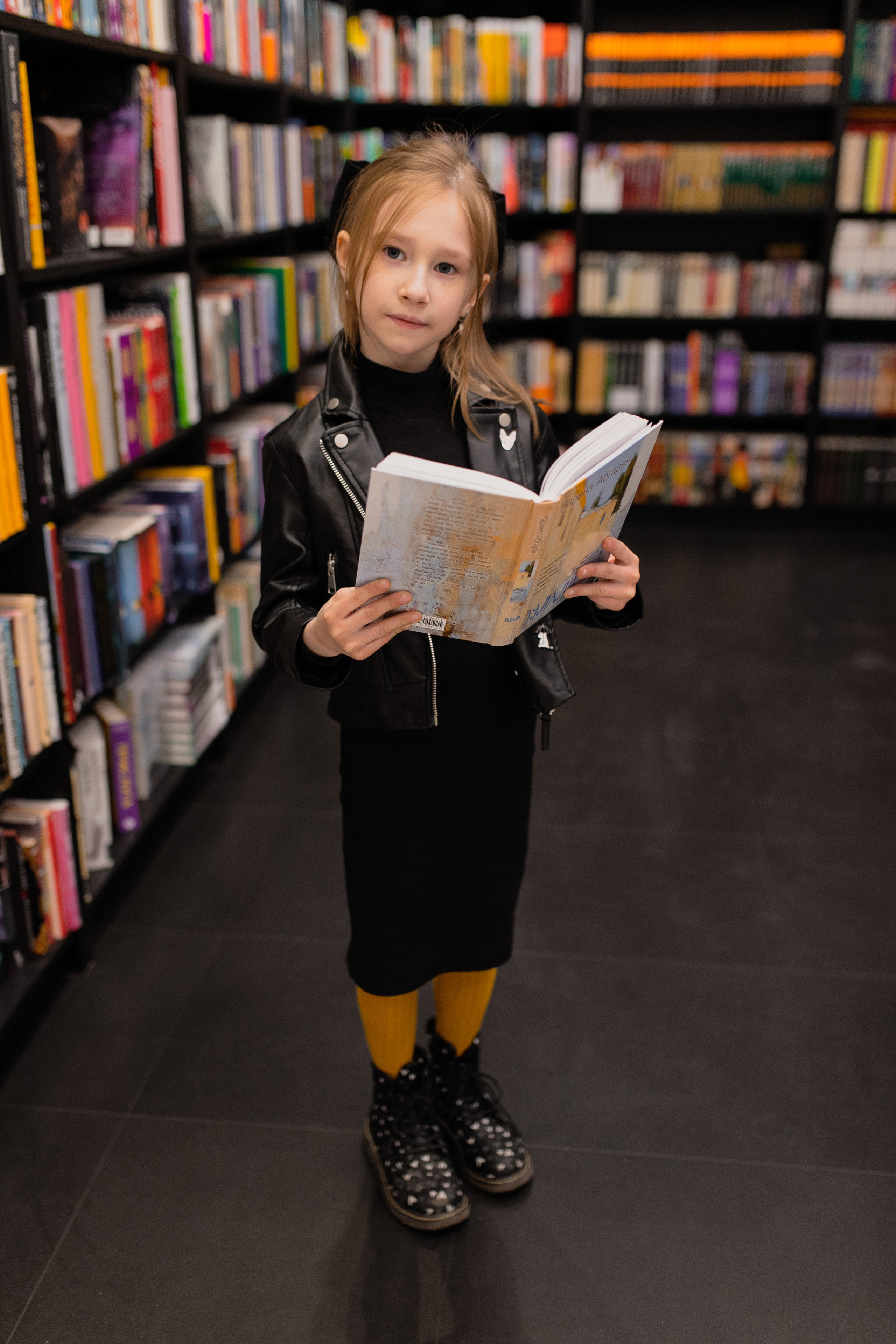 Библиотека. Фотограф в Иркутске Тома Кабанова