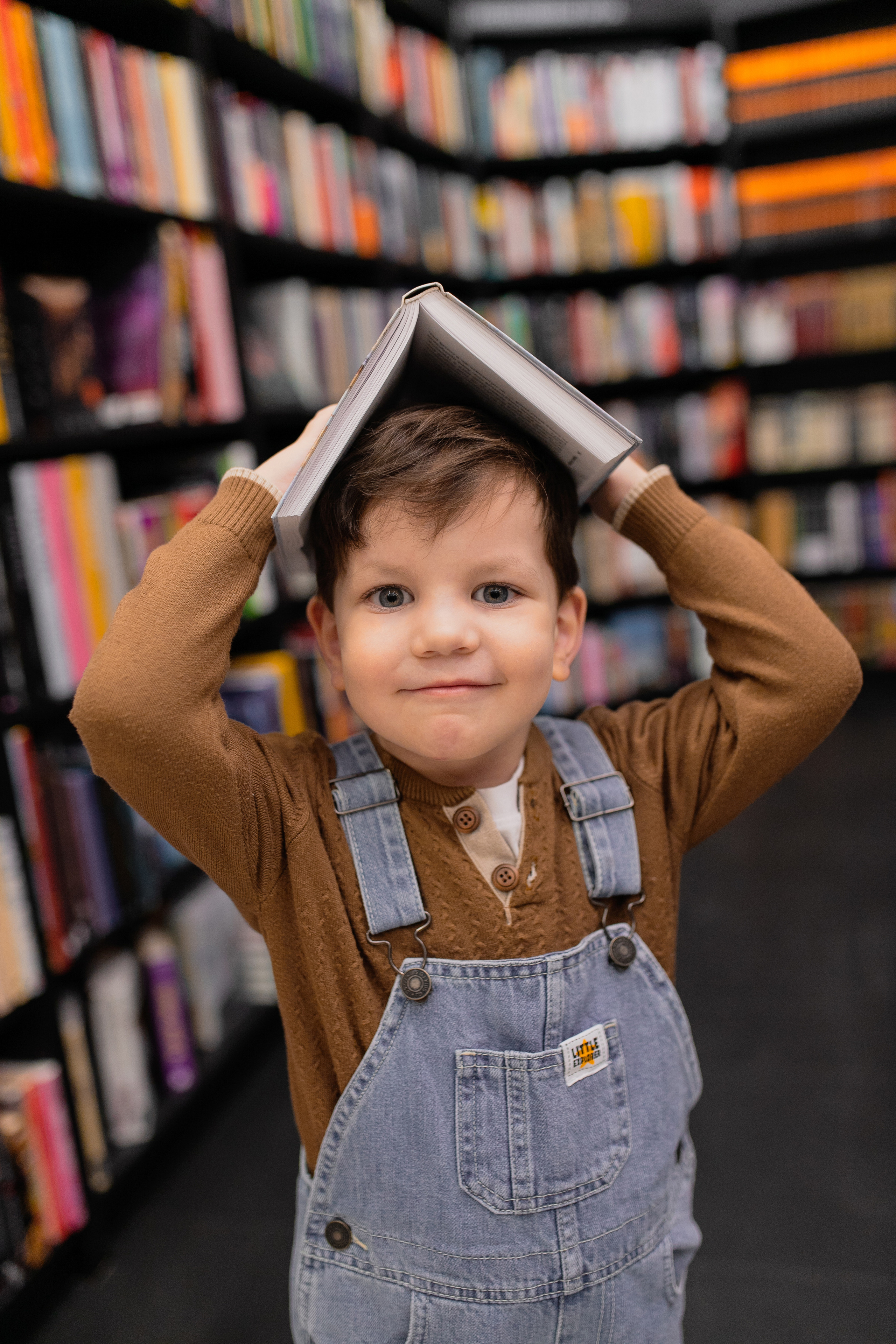 Библиотека. Фотограф в Иркутске Тома Кабанова