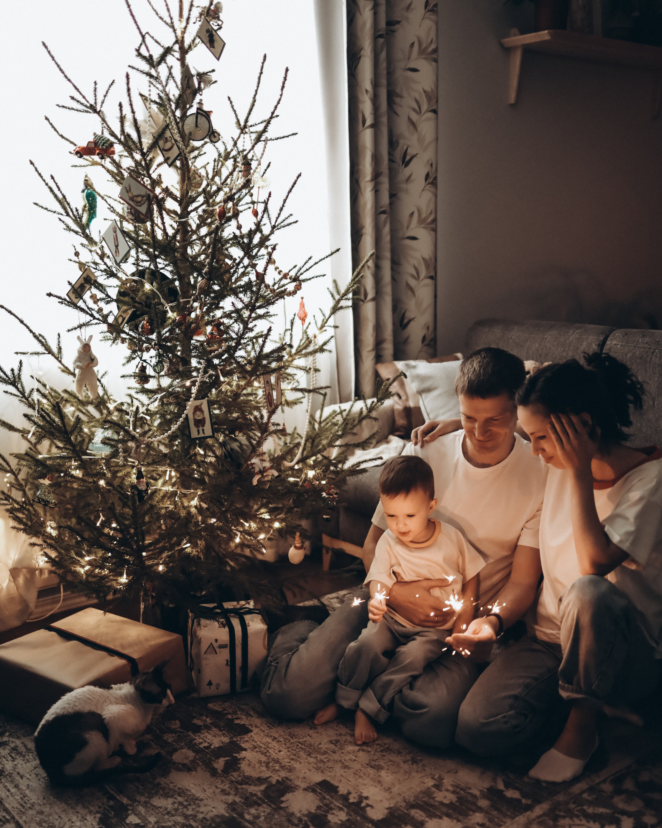 В ожидании чуда. Семейный фотограф Фрума Шнейдерман. Санкт-Петербург и мир