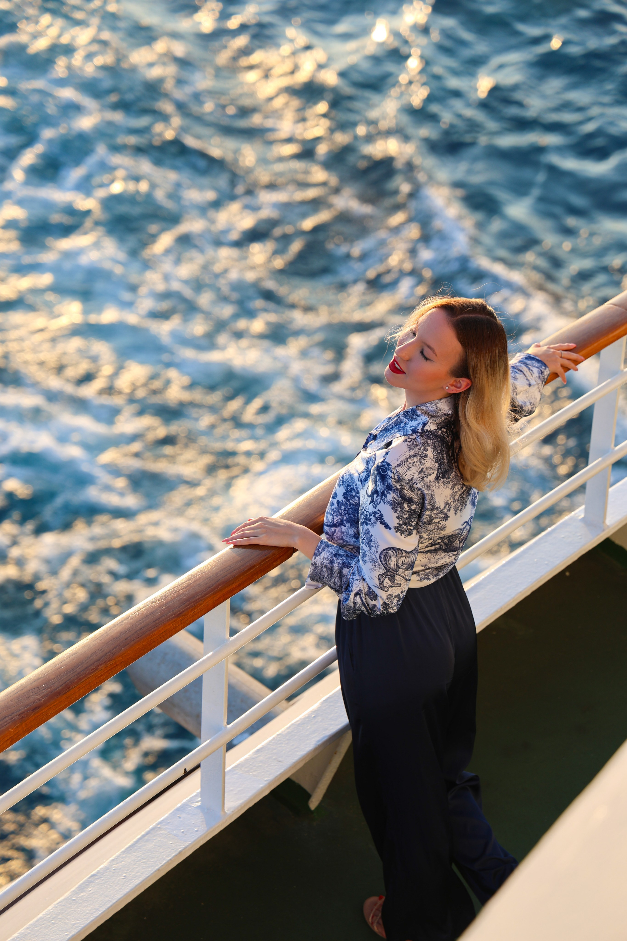 Фотосессии на судне. Фото департамент круизного лайнера Астория Гранде