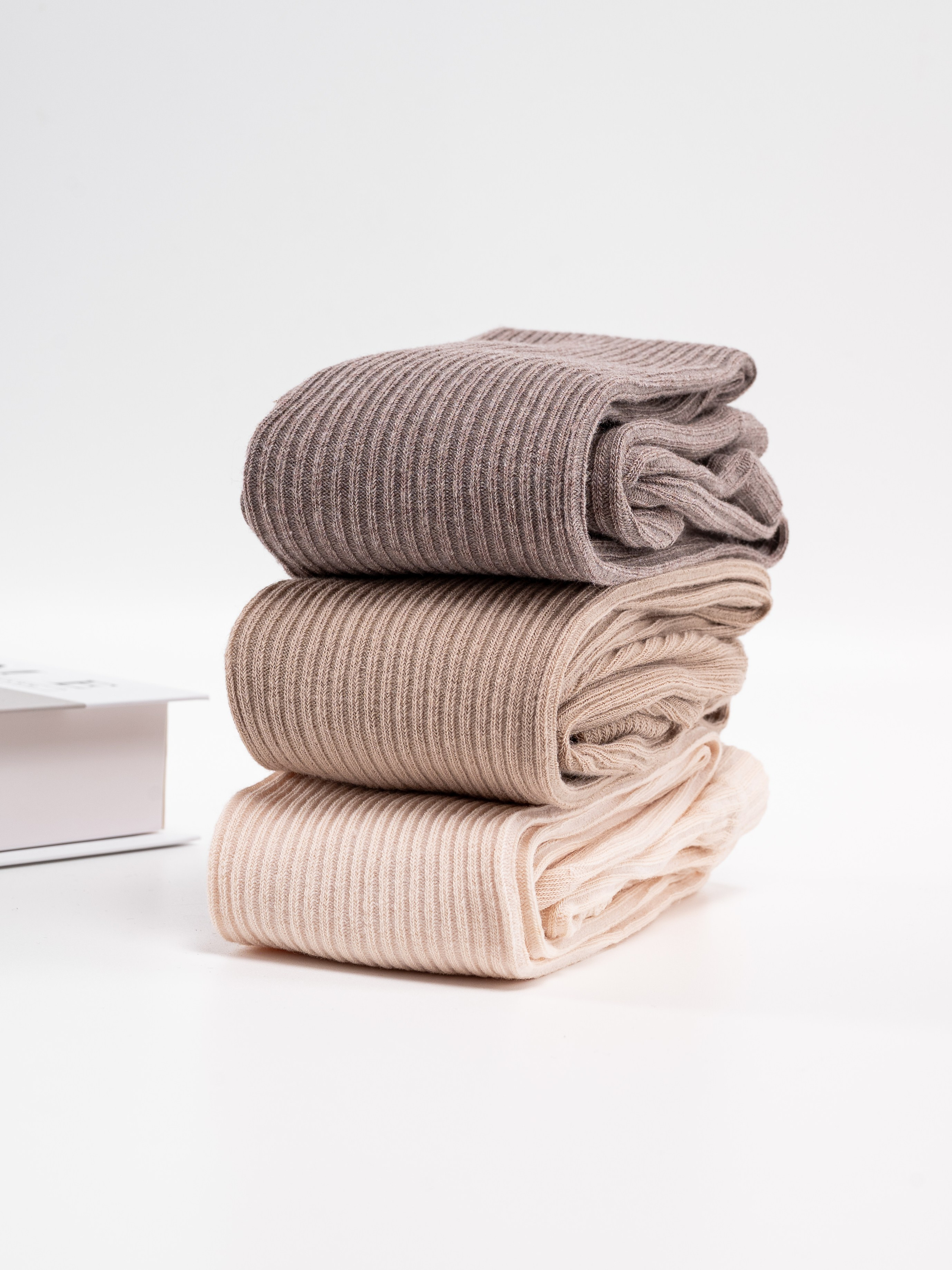 Колготки детские модели + предметка серия 2. Предметный фотограф, фото для маркетплейсов Пятигорск, КМВ