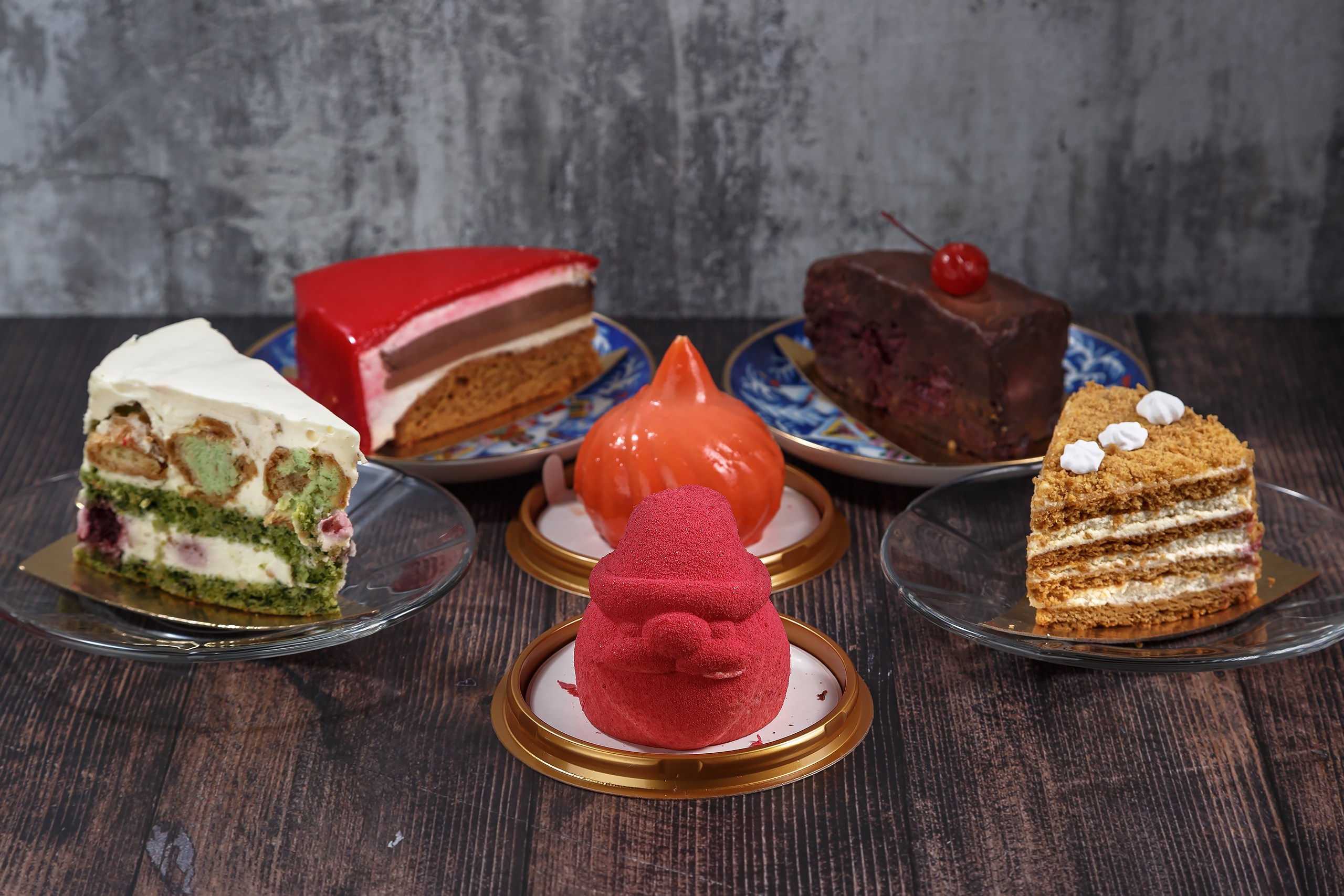 пирожное кофейни-кондитерской Konfi