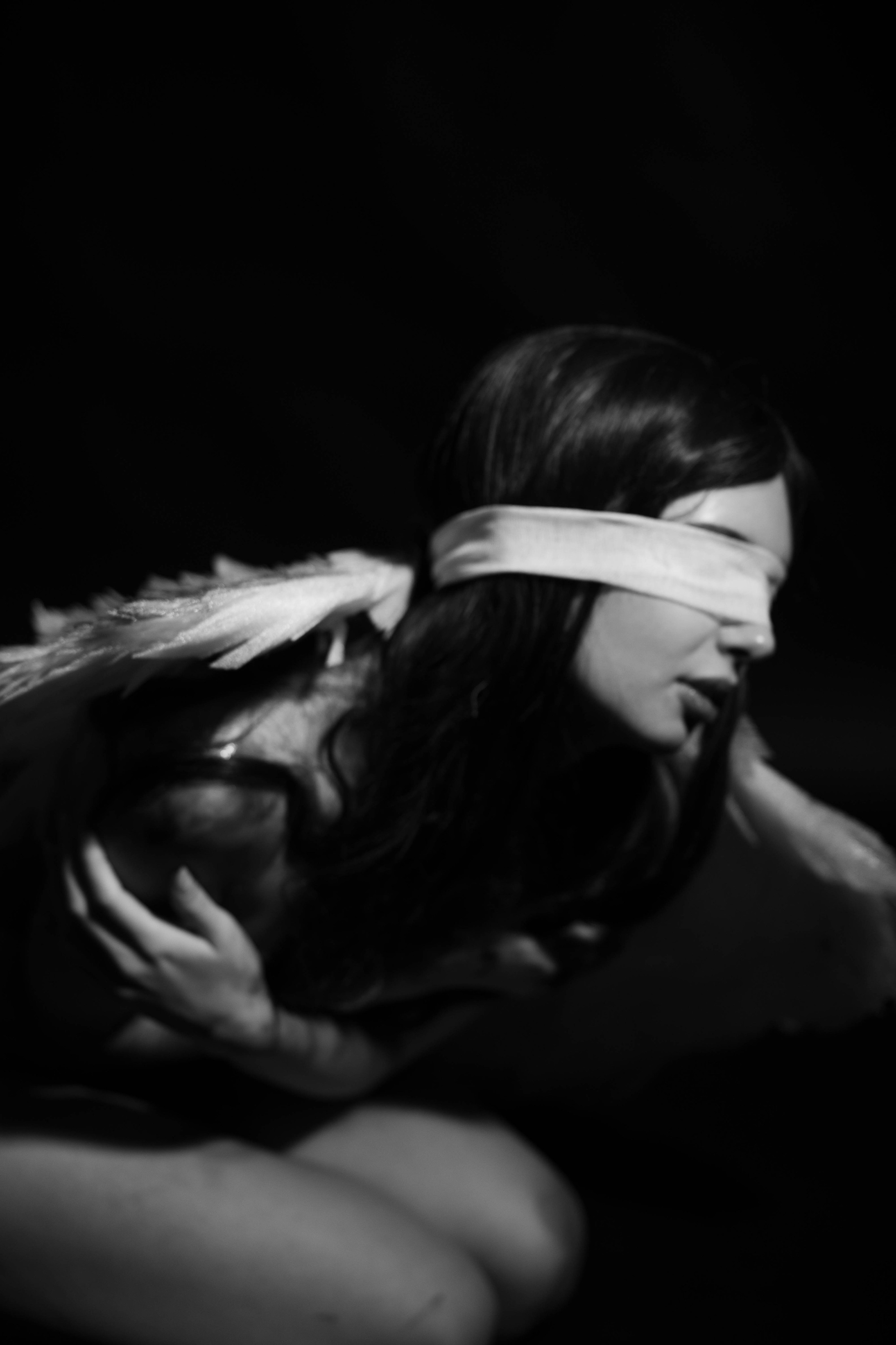 Падение ангела. Питерский фотограф