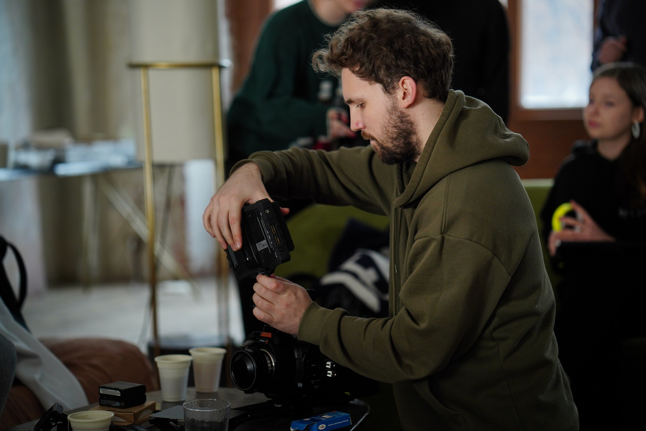 Диплом МШК. Творческий и репортажный фотограф в Москве Клим Долгов