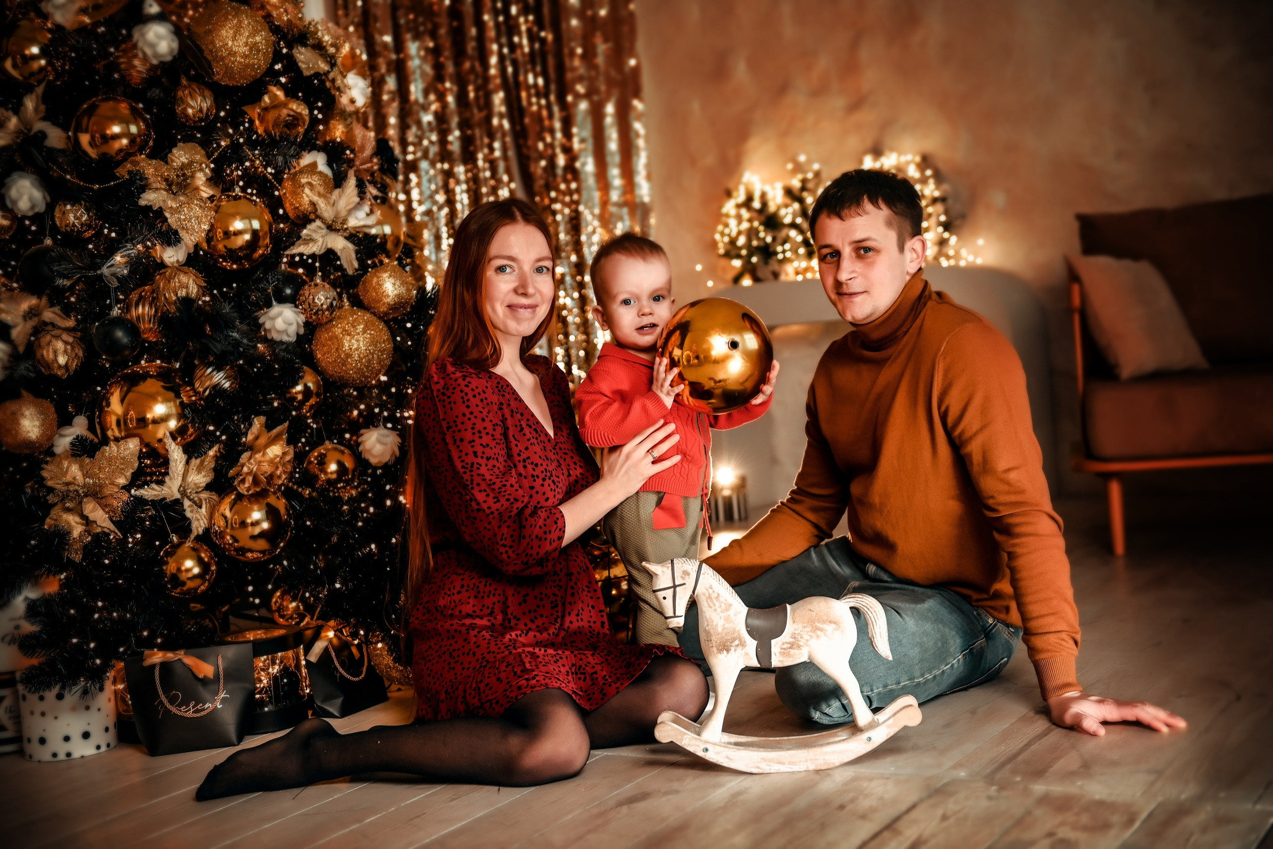 Новогодняя. Свадебный, семейный, детский, контент фотограф в Омске Максим Ильин