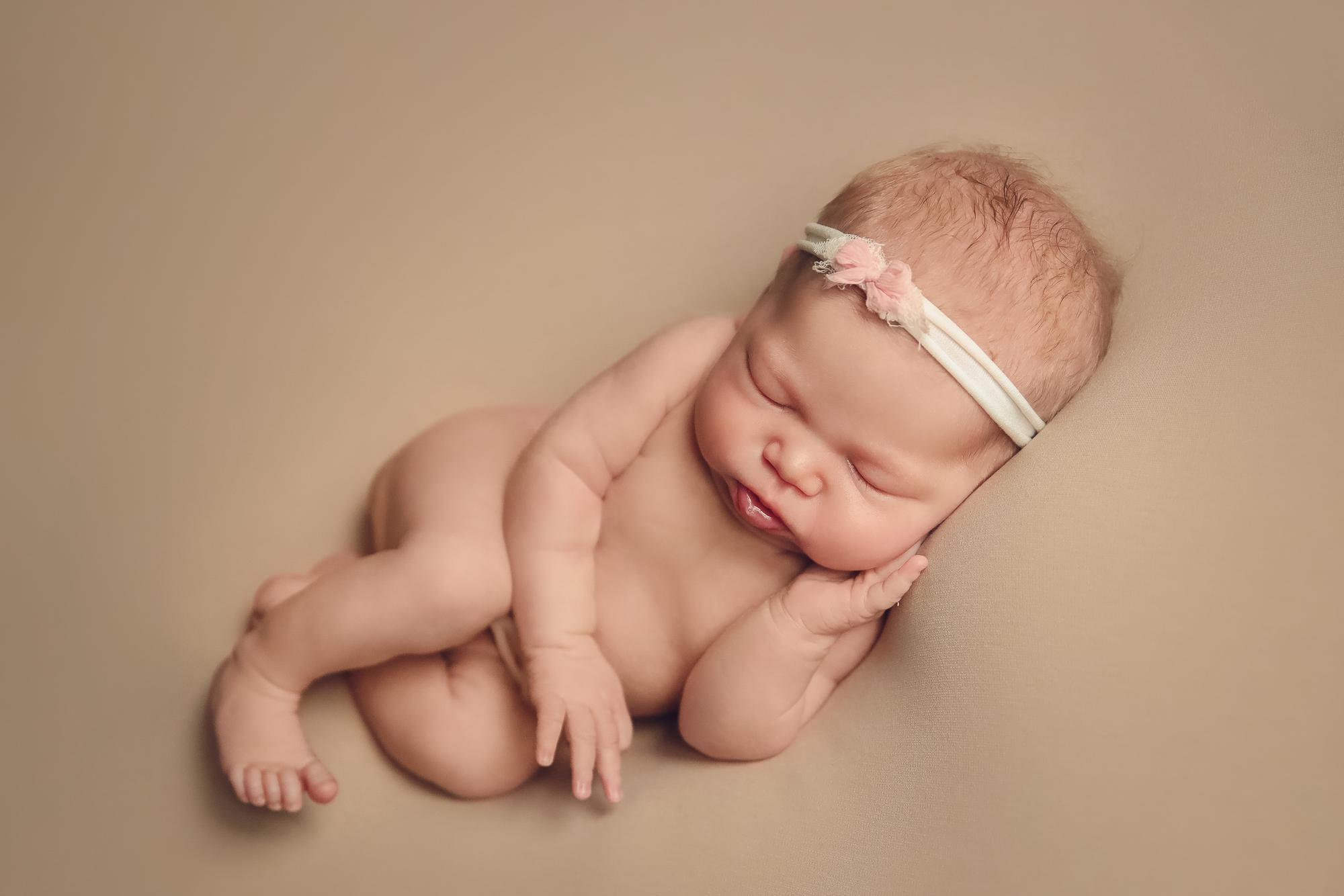 Новорожденные. Семейный фотограф и фотограф новорожденных в Санкт-Петербурге Алевтина