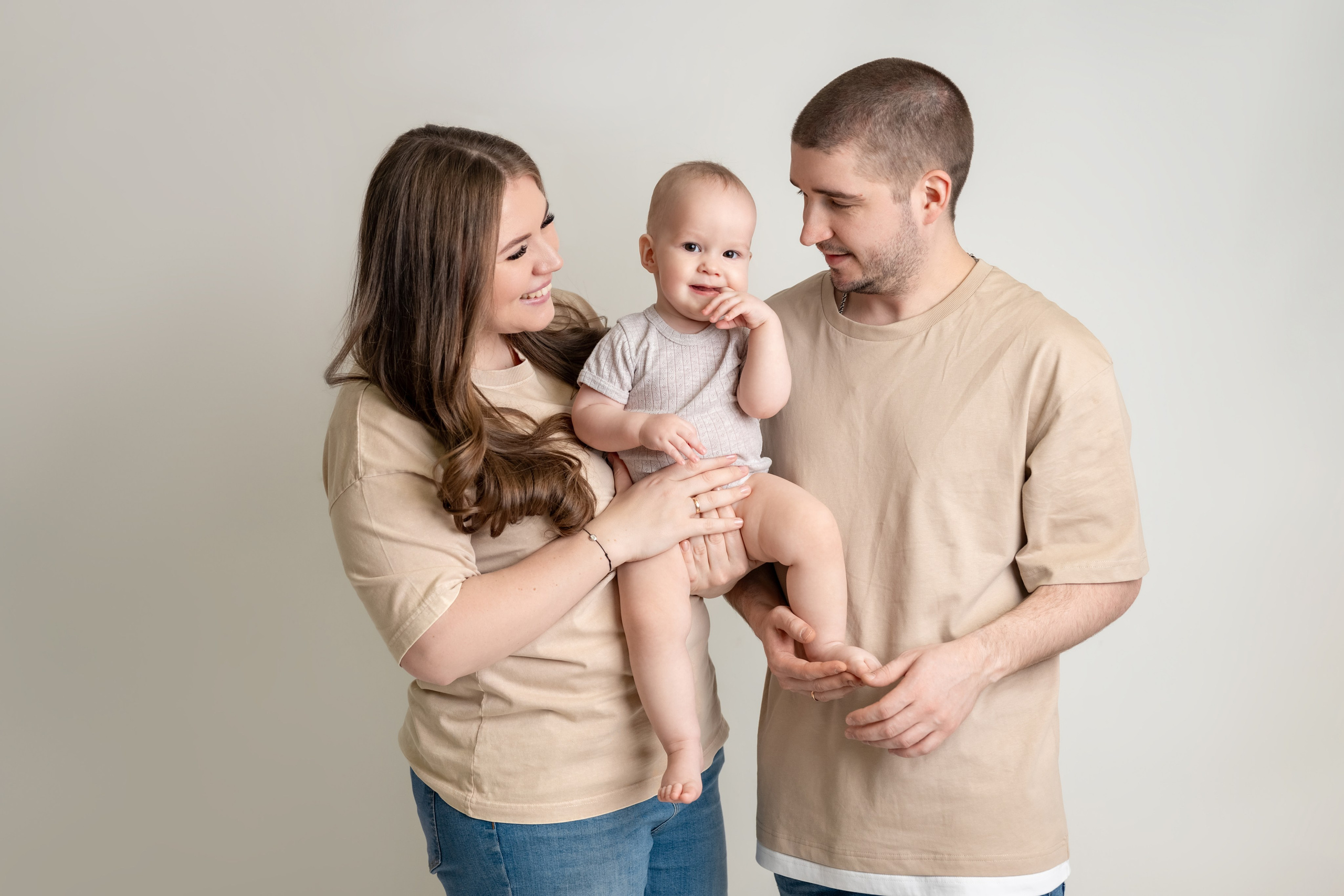 Артёму 1 годик. Фотограф новорожденных в Норильске Виктория Шагалиева