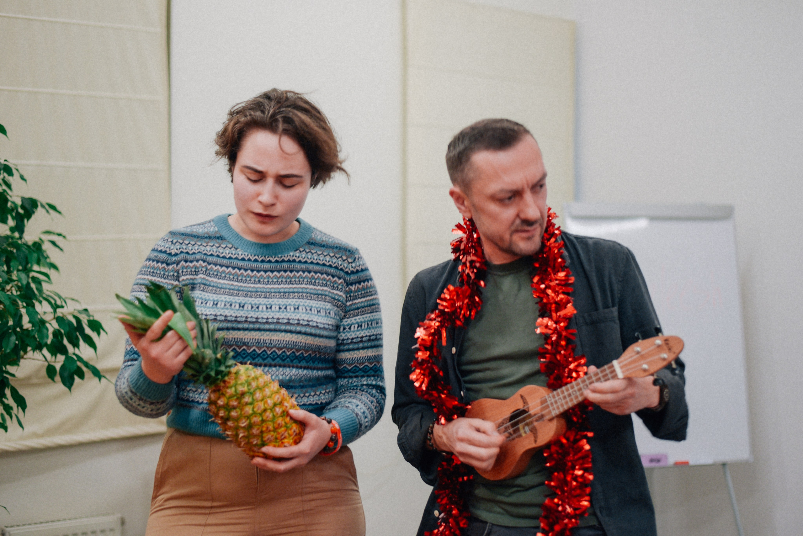 ЧТО ТЫ МЕЛЕШь Вечер вьетнамского караоке. Фотограф Лола Волна, город Москва