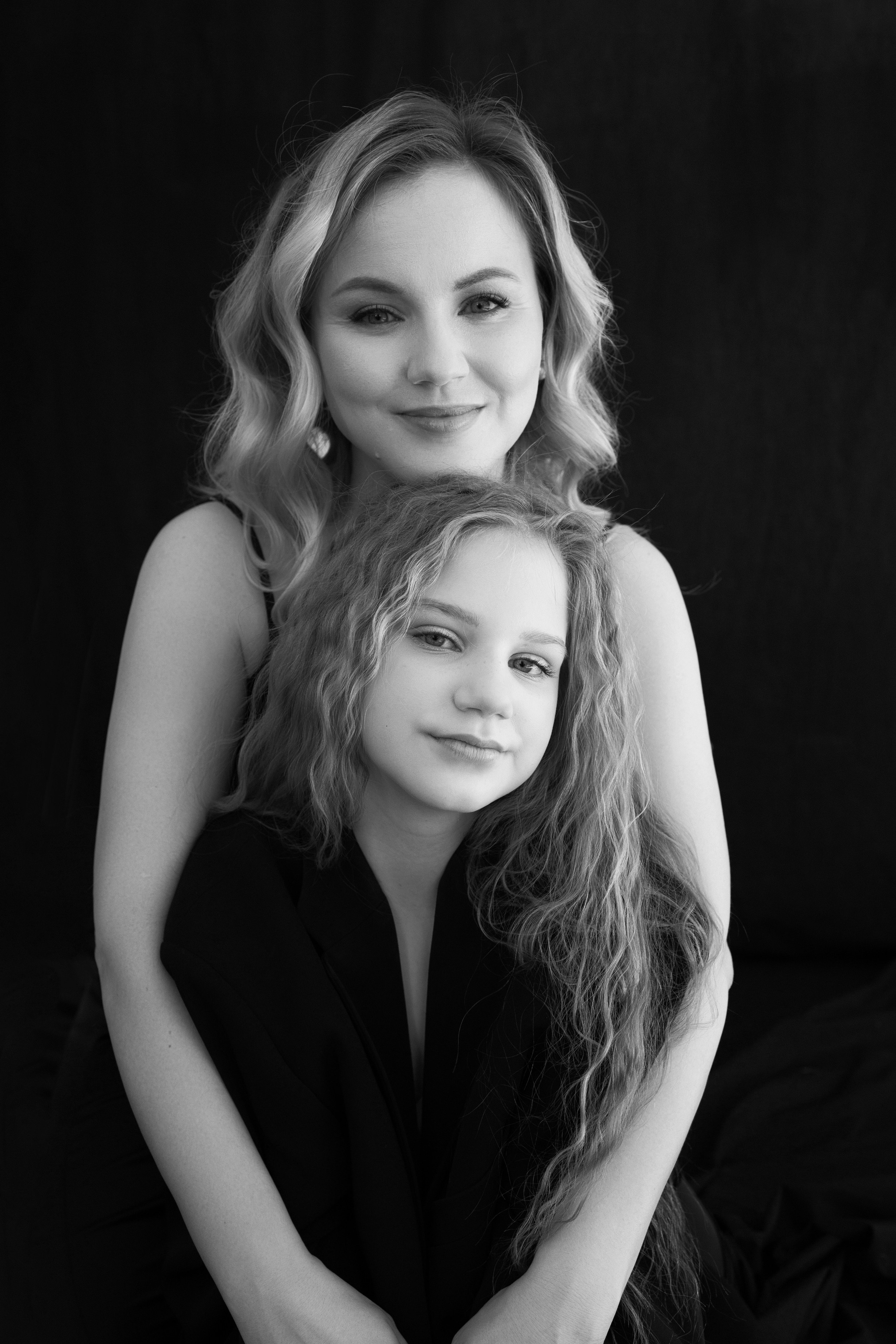 Мама и дочь. Портретный фотограф СПб, женский фотограф, минимализм и эстетика