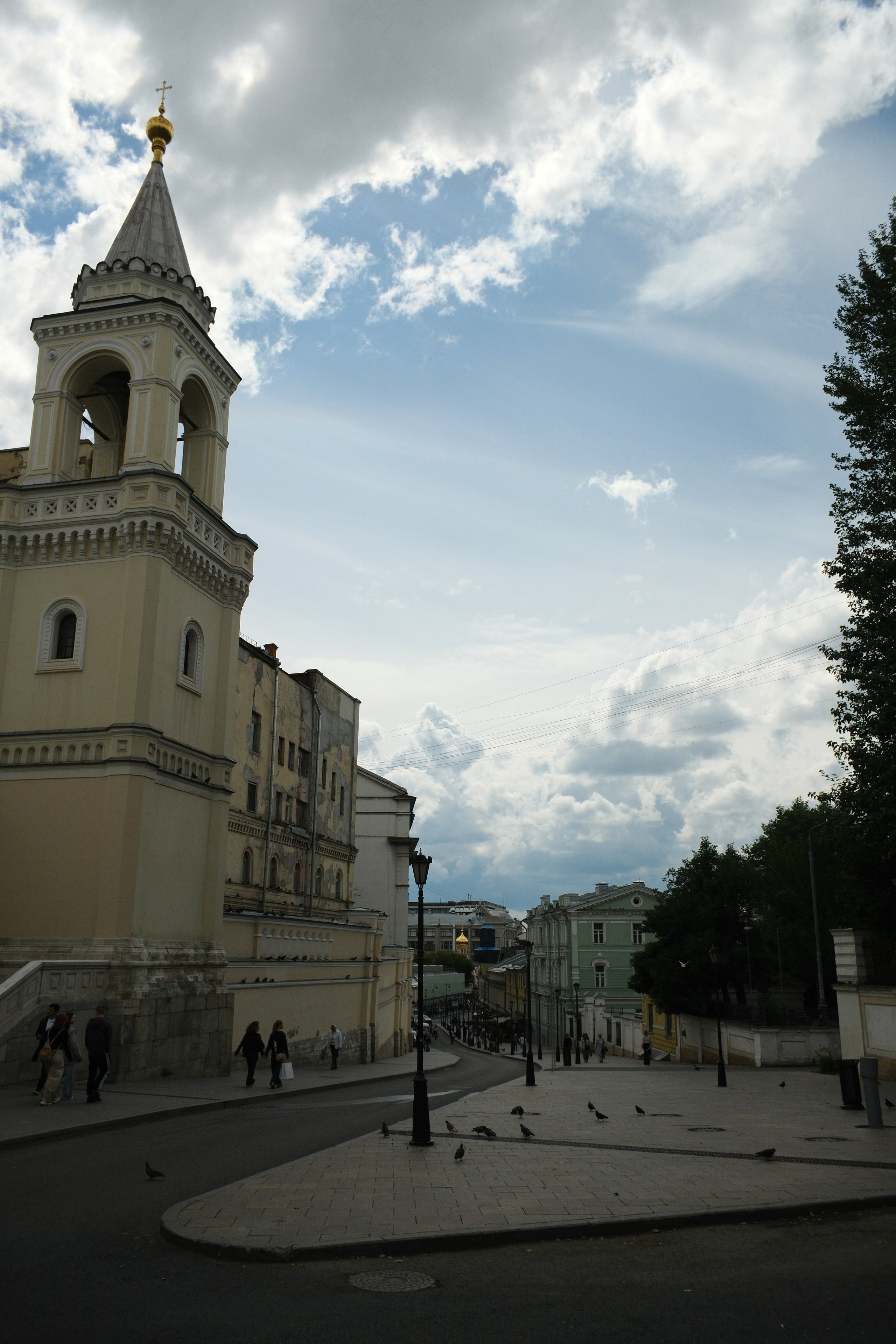 Улица, люди, жизнь…