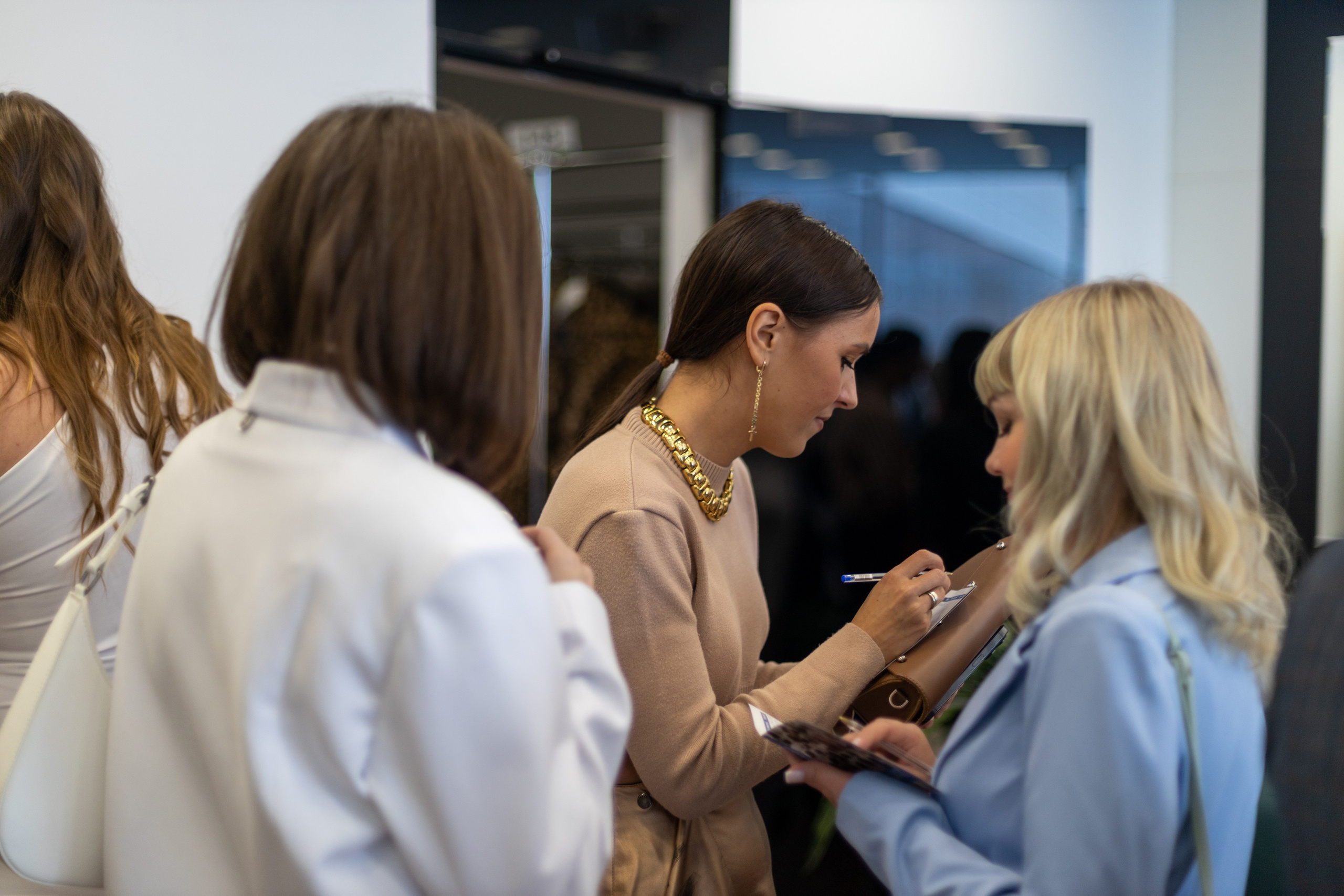 Презентация книги «История НИ одной женщины». Дацук Анна Фотограф из Екатеринбурга