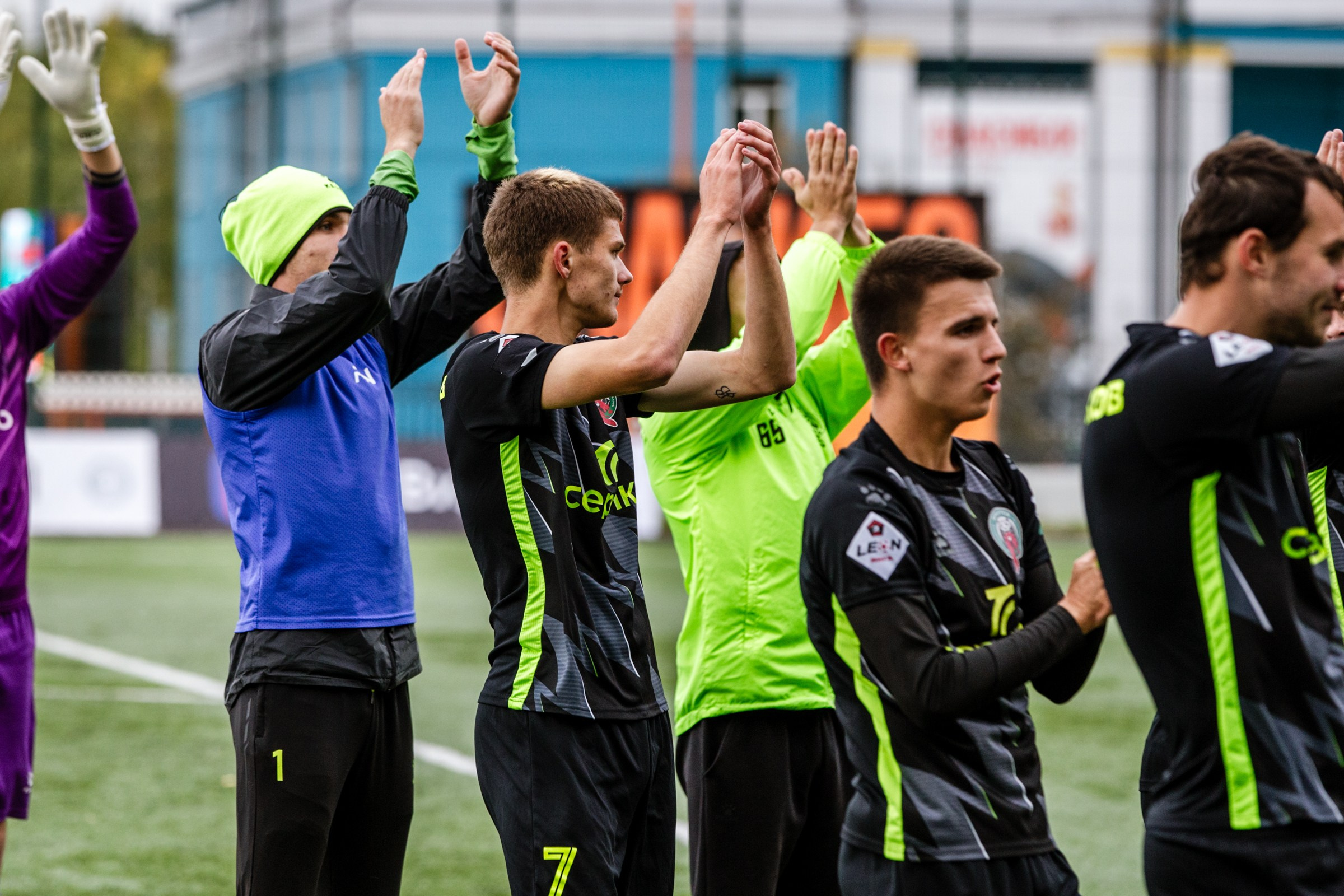 Первенство России по футболу LEON-Вторая лига Б | ФК Иркутск — Космос (Долгопрудный) | 14.09.25. Фотограф в Иркутске Евгения Айвазова