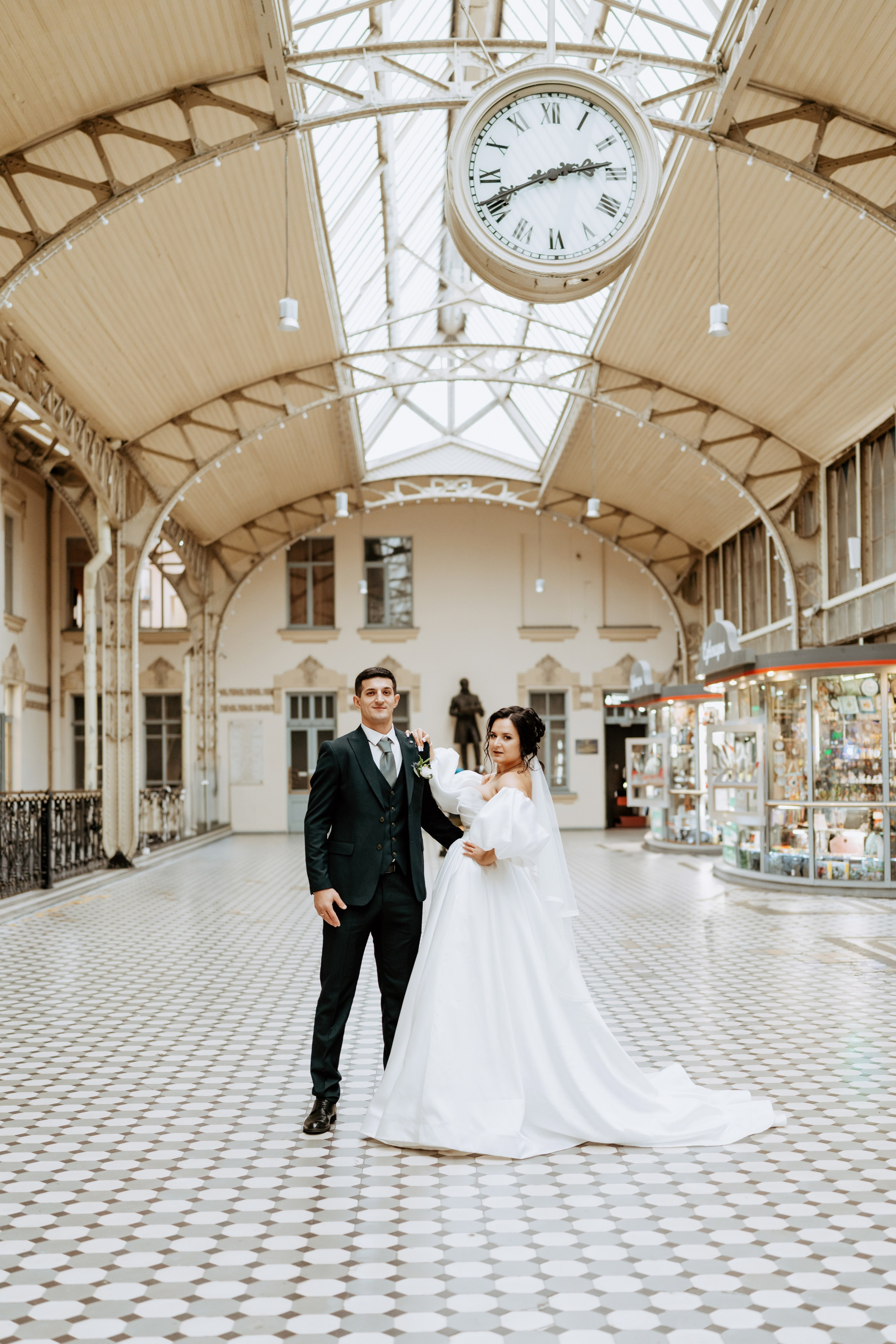 Свадьба, Витебский вокзал. Фотограф Оксана Шавва