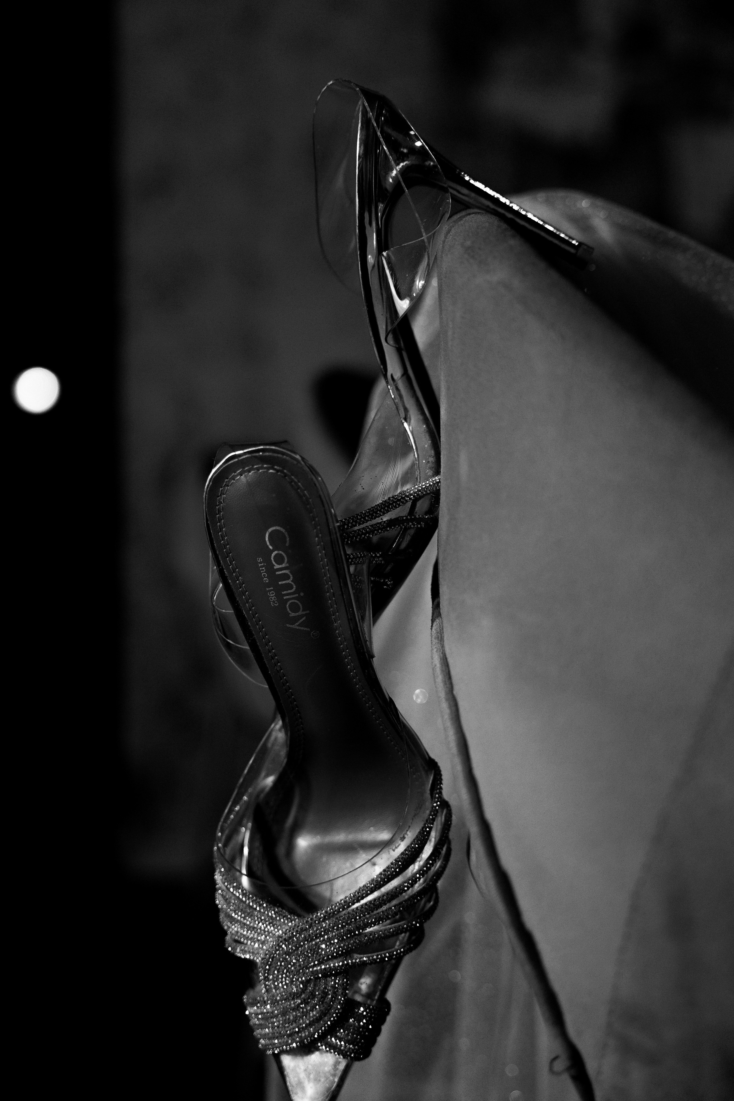 Свадебная серия в баре. Свадебный и семейный фотограф  во Владивостоке Ольга Украинец