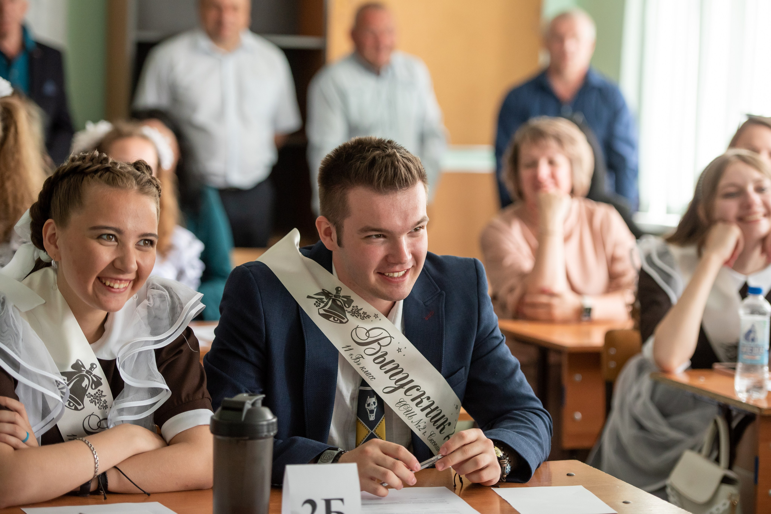 Выпускные школ. Свадебный и репортажный фотограф