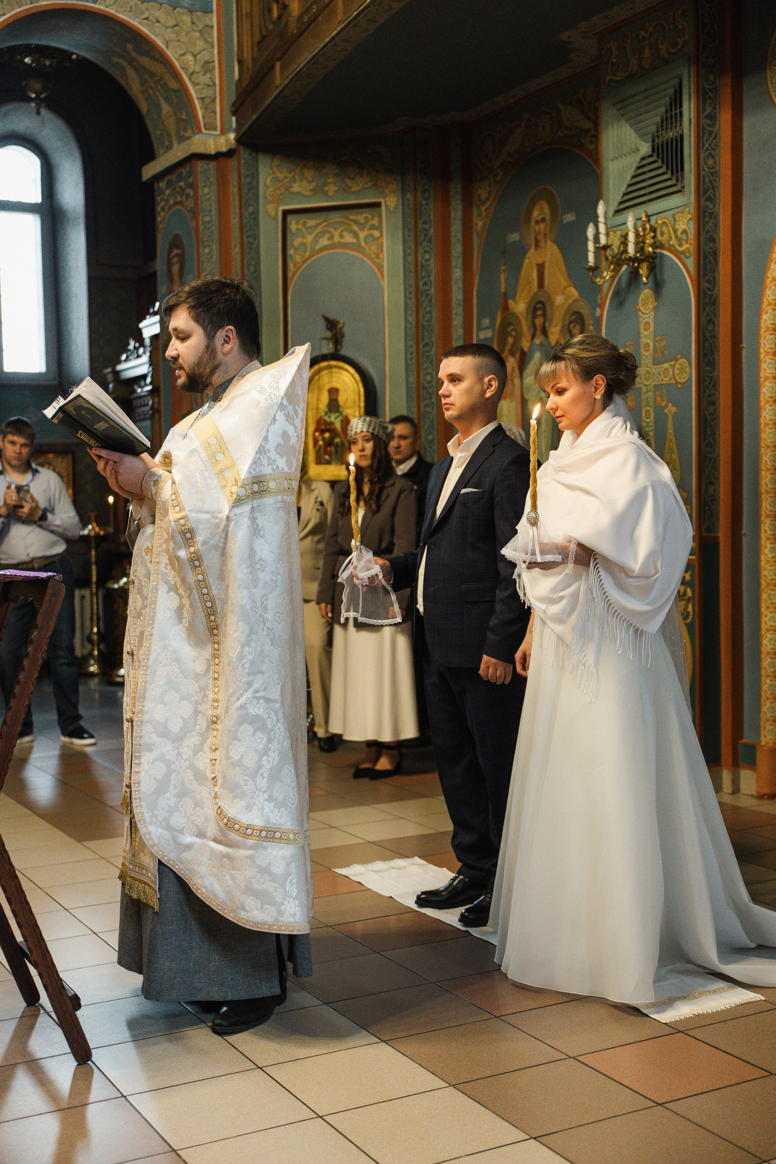 Венчание. Индивидуальные, семейные съемки, love story съемки фотограф в Красноярске Ирина Белова