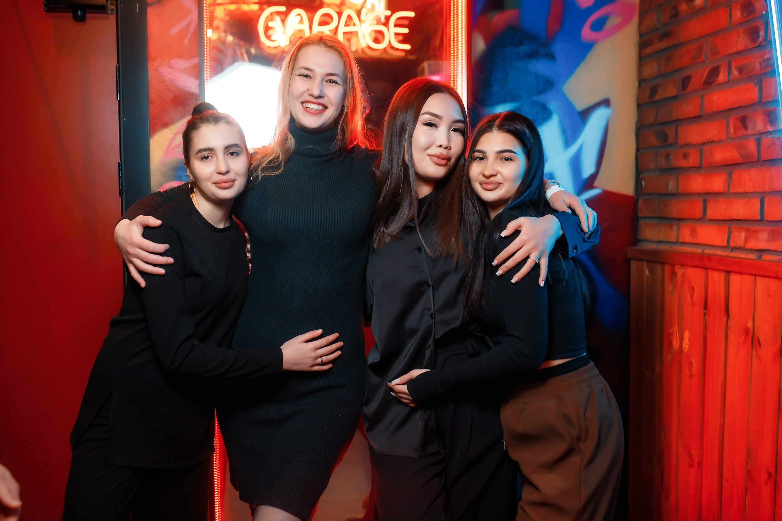 Garage. Кипятком Павлодар