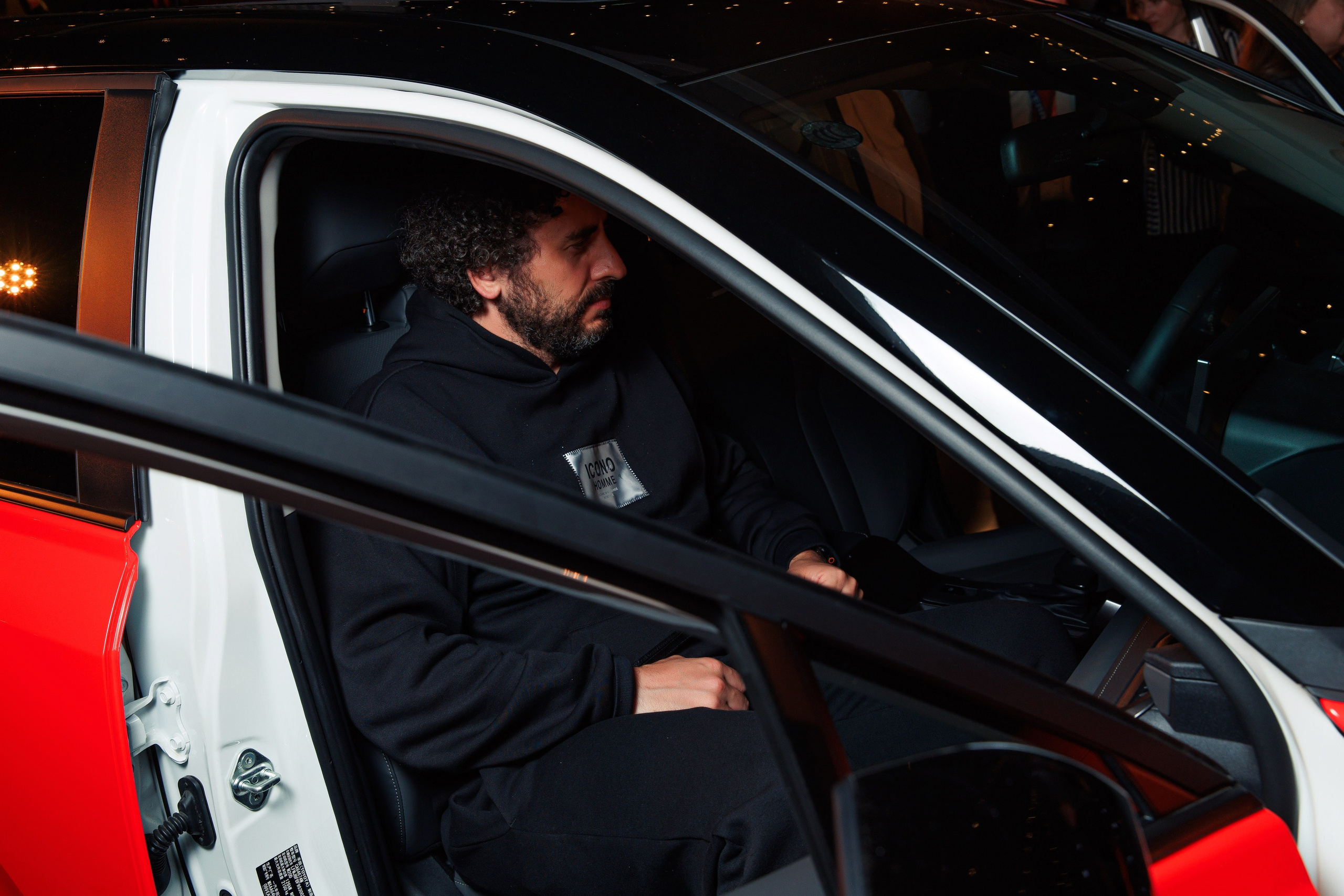 Презентация новой Toyota RAV4. Репортажный и свадебный фотограф в Уфе Павел Кожевников