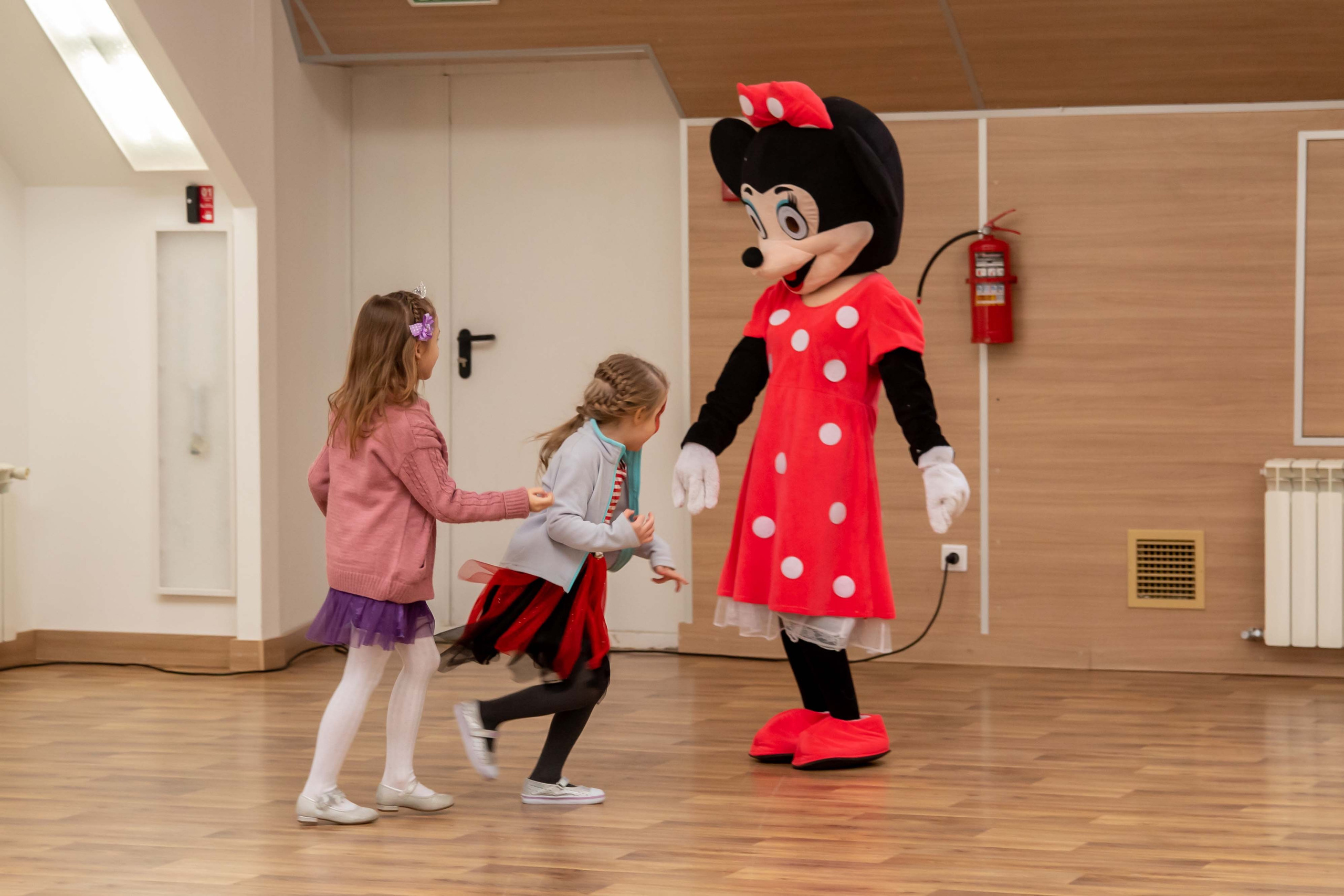 Благотворительный концерт. Часть1: Дети. Репортажный Фотограф