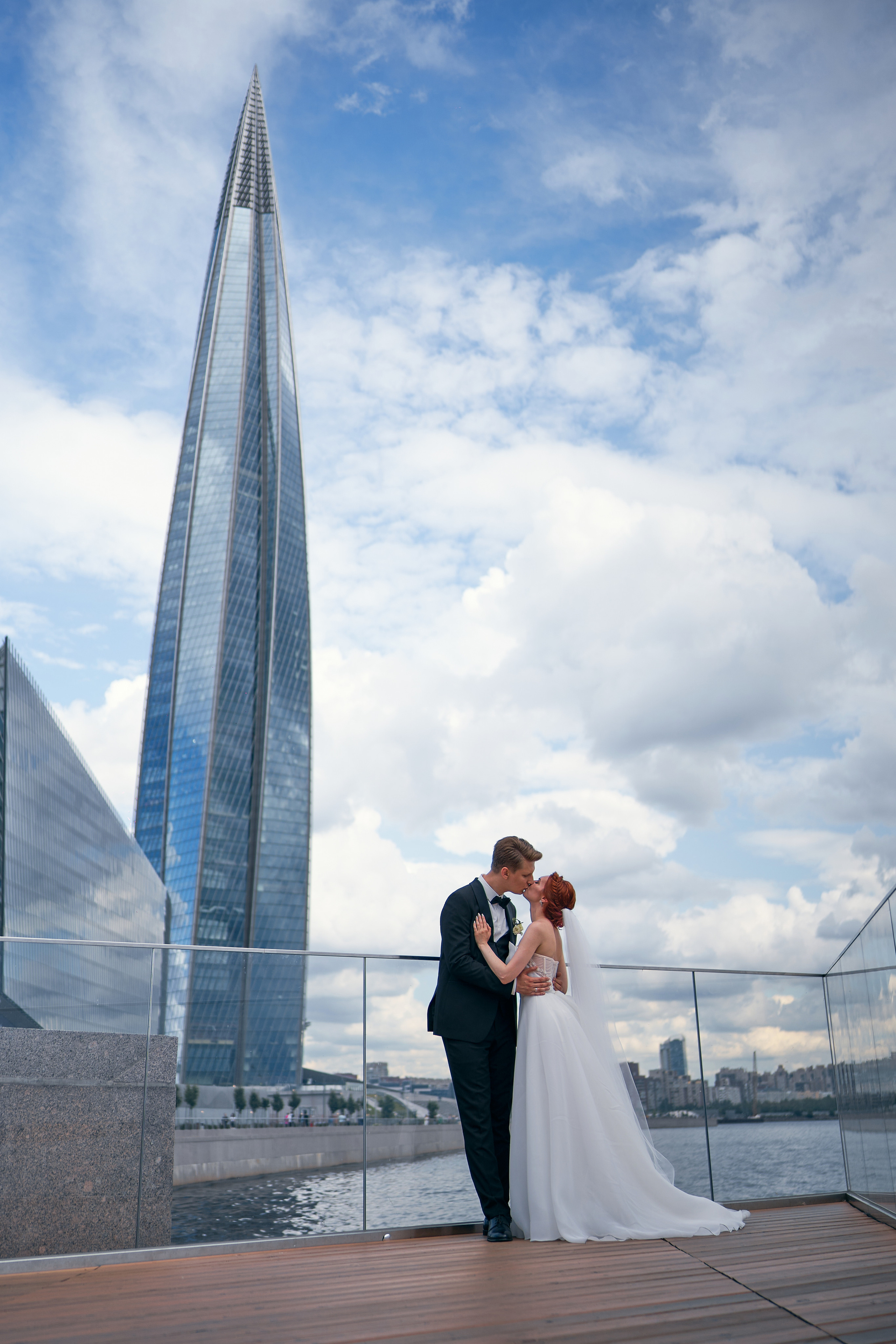 WEDDING / LOVE STORY