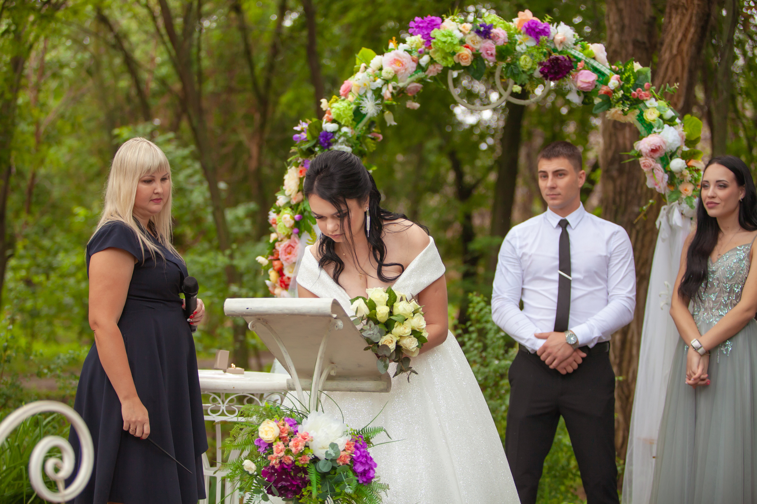 Олег и Виктория. Свадебный и семейный фотограф в Волжском Антон Тюрин