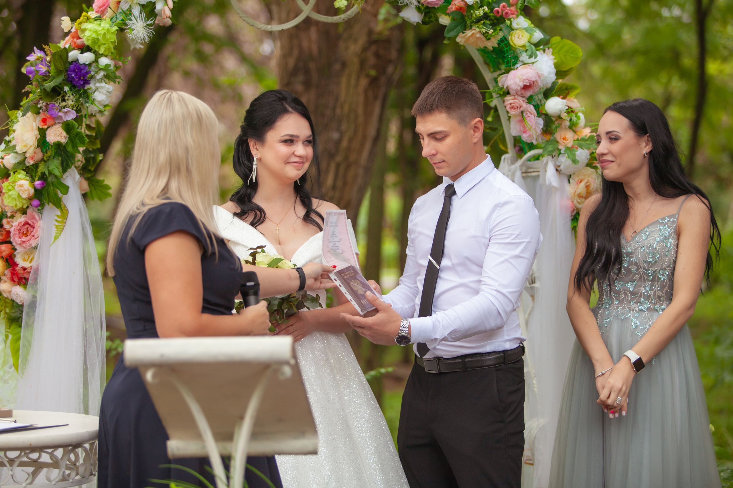 Олег и Виктория. Свадебный и семейный фотограф в Волжском Антон Тюрин