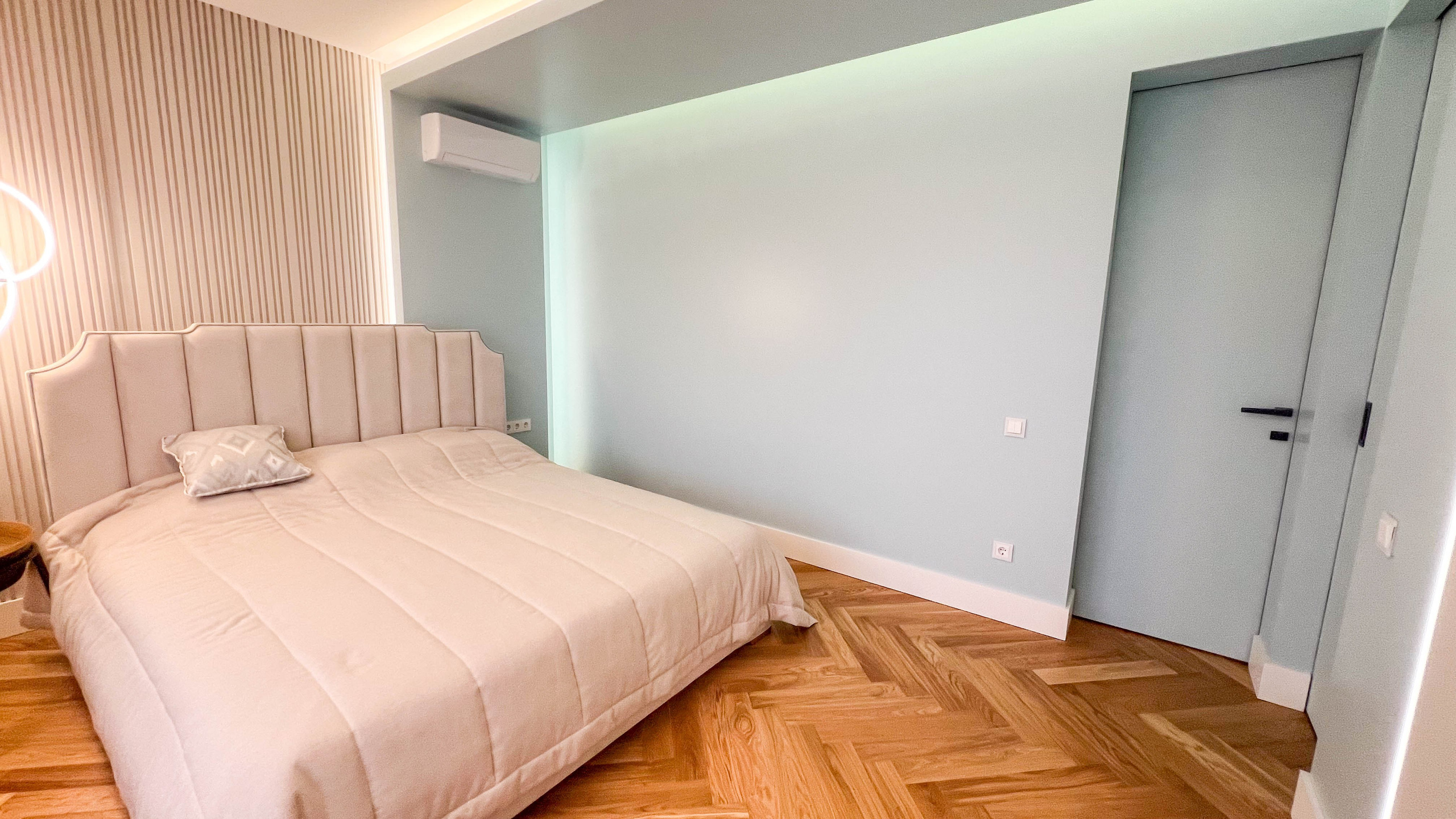 Flat. Fotograf Dmitrii Donets