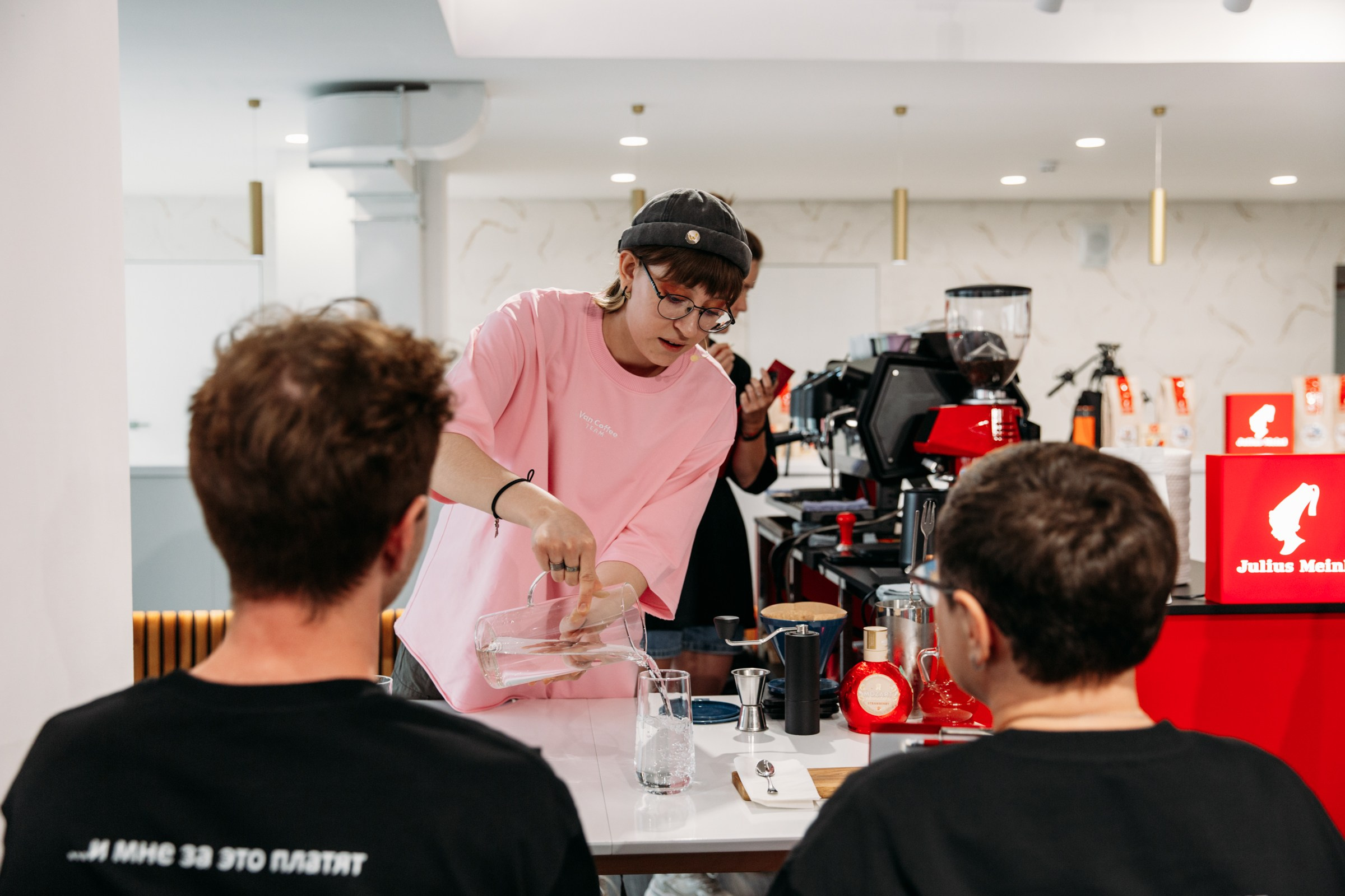 Чемпионат для бариста от Julius Meinl 2025. Фотограф в Иркутске Евгения Айвазова