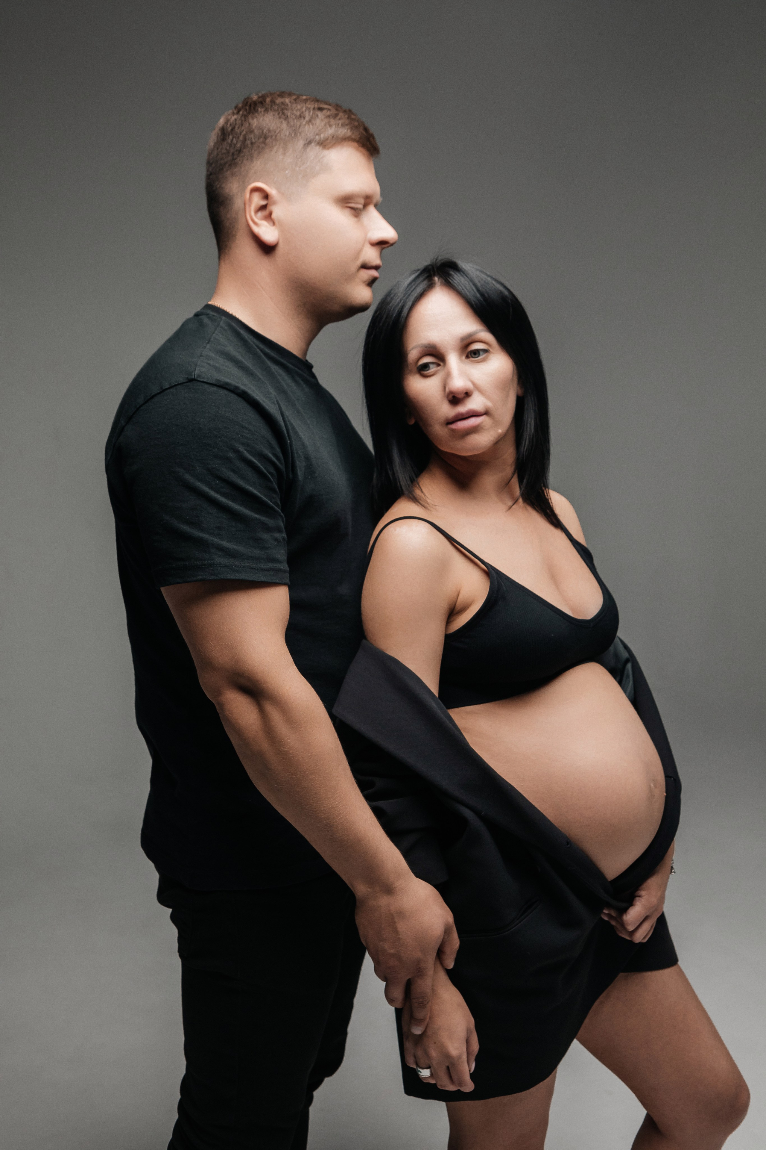 Семейная фотосессия в фотостудии. Свадебный и семейный фотограф Ибрагимова Мария из Екатеринбурга