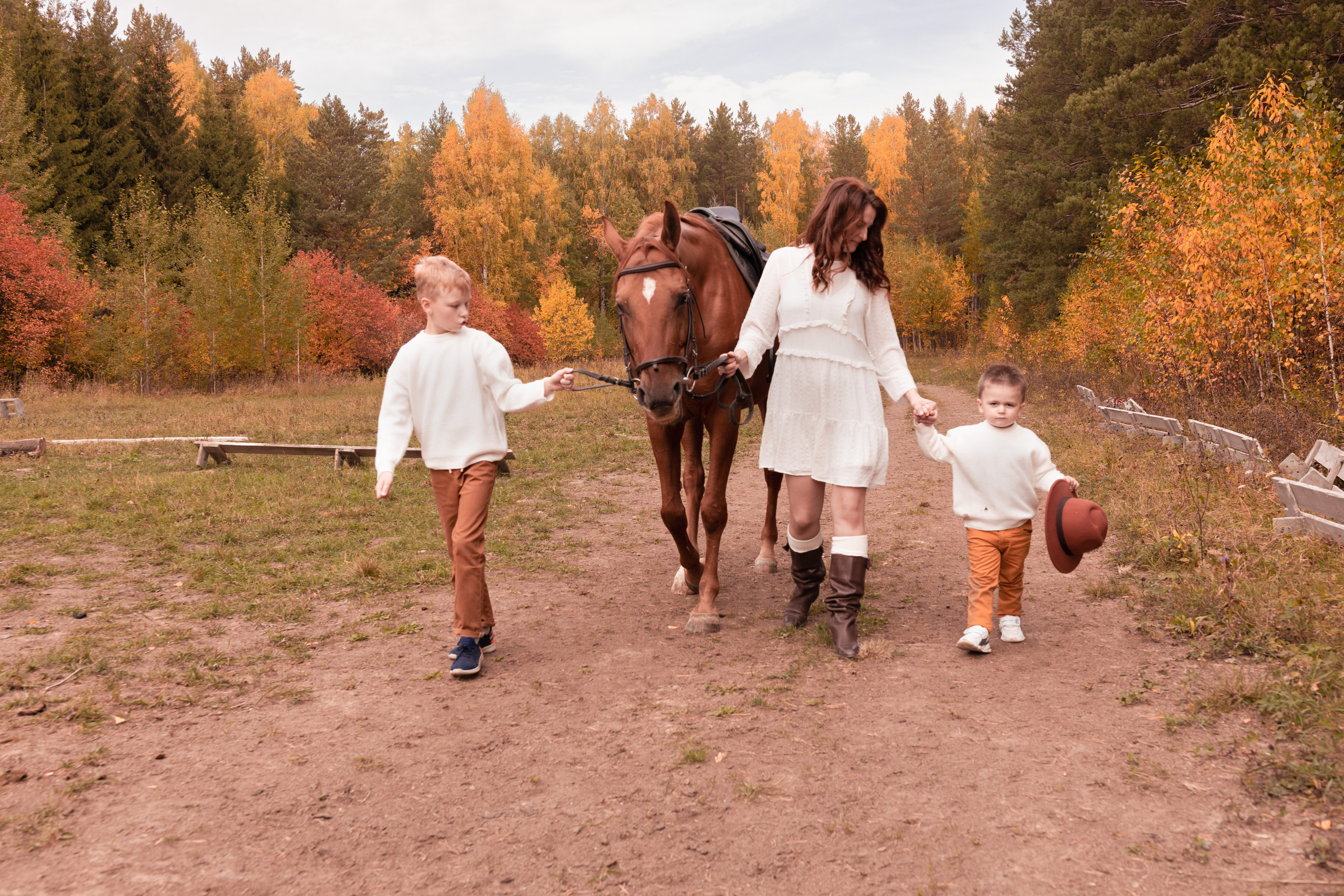 Татьяна с сыновьями Никитой Артёмом. Фотограф Наталья Кинель. Екатеринбург