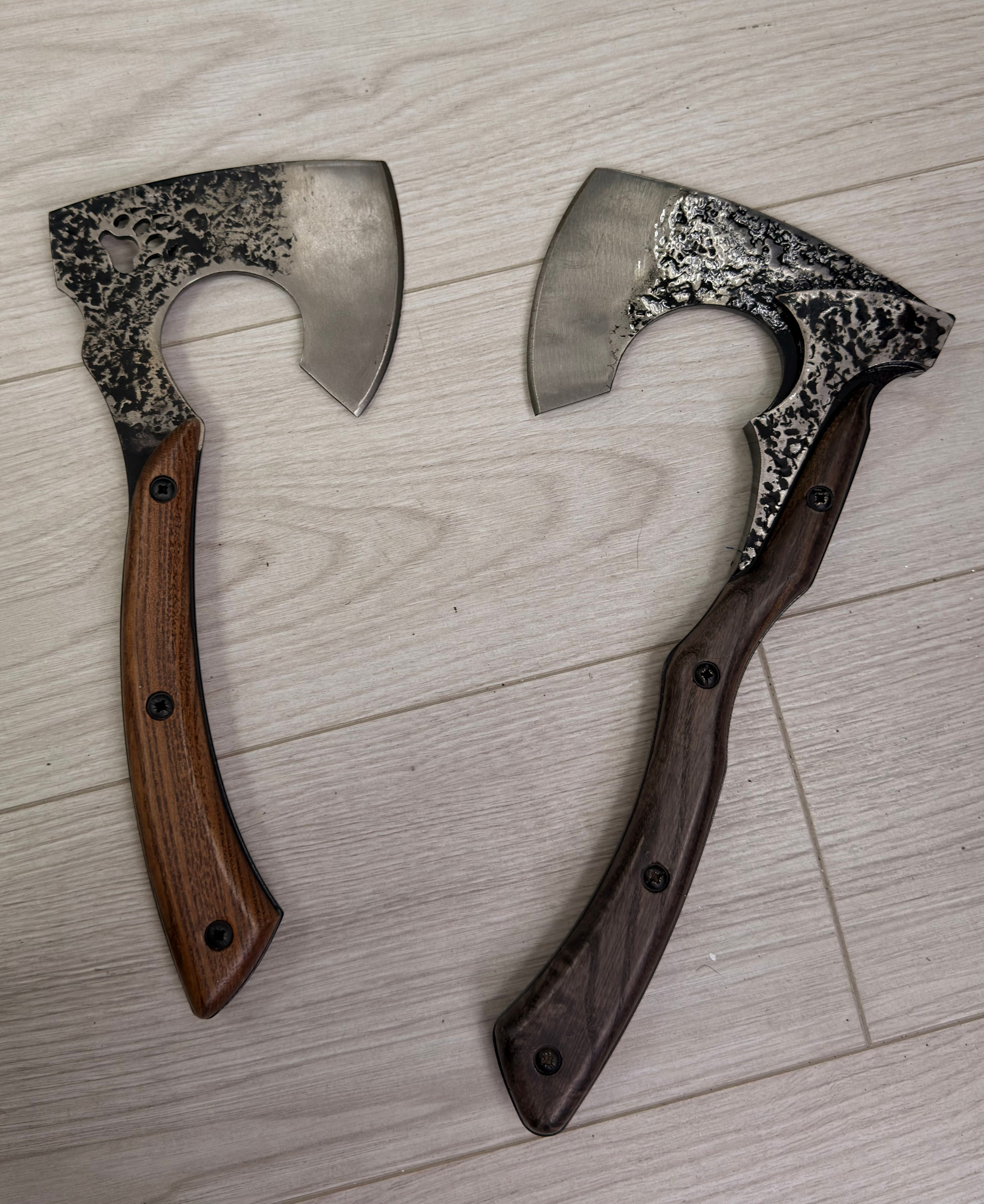 Оружейная в аренду. Аренда костюмов, платьев и реквизита для фотосессий на Камчатке