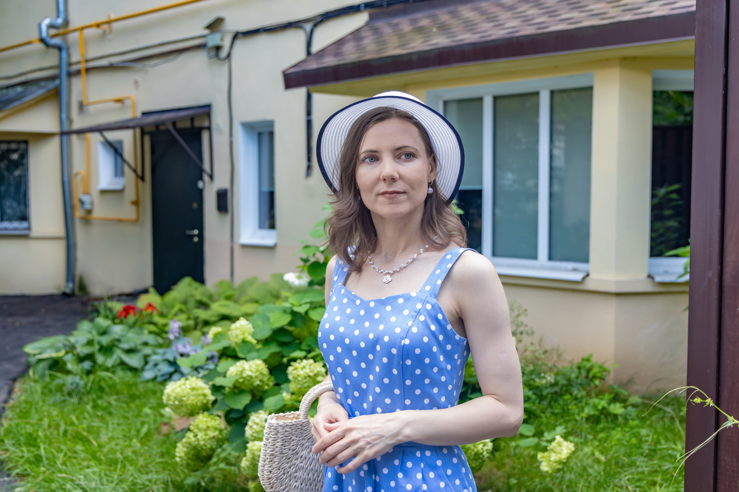 Фотосессия в поселке художников в Москве. Репортажный, семейный и студийный фотограф в Москве Демин Алексей