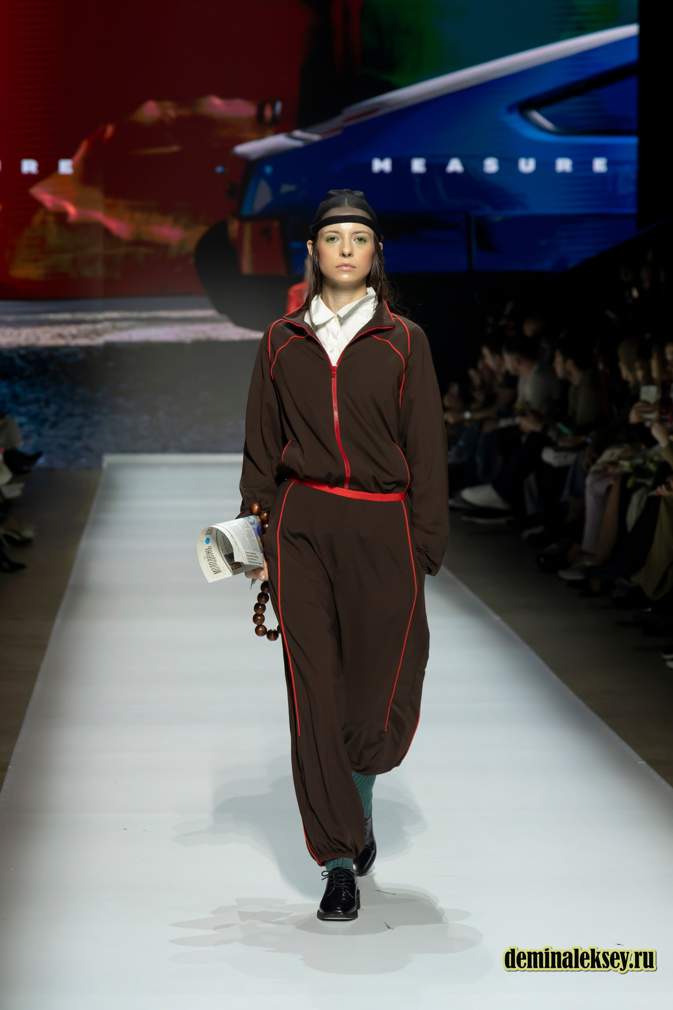 Московская неделя моды 2024 4 октября дизайнер Measure Махачкала. Репортажный, семейный и студийный фотограф в Москве Демин Алексей