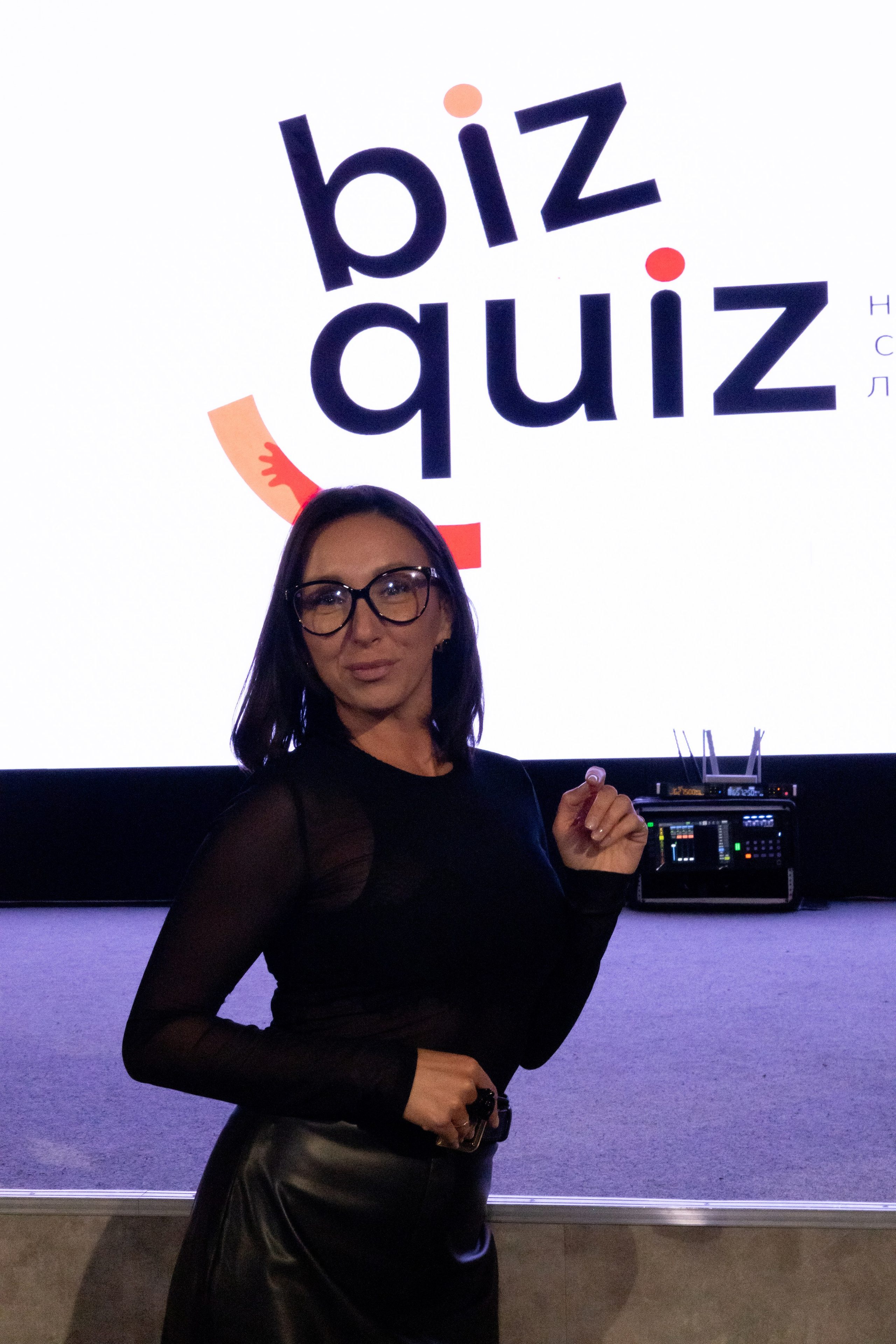 13ая BIZ QUIZ: деловая игра | Красноярск. Фотограф Красноярск съемки лавстори, фотосессия в студии, портретная съемка, творческие фотосессии