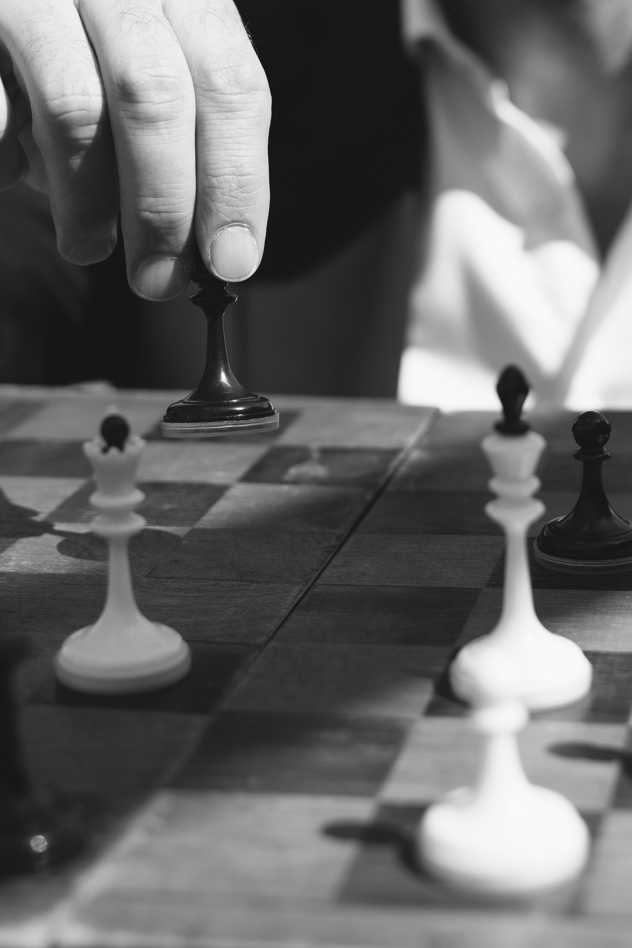 МУЖСКИЙ ПОРТРЕТЫ УЛИЦА. Фотограф Красноярск съемки лавстори, фотосессия в студии, портретная съемка, творческие фотосессии