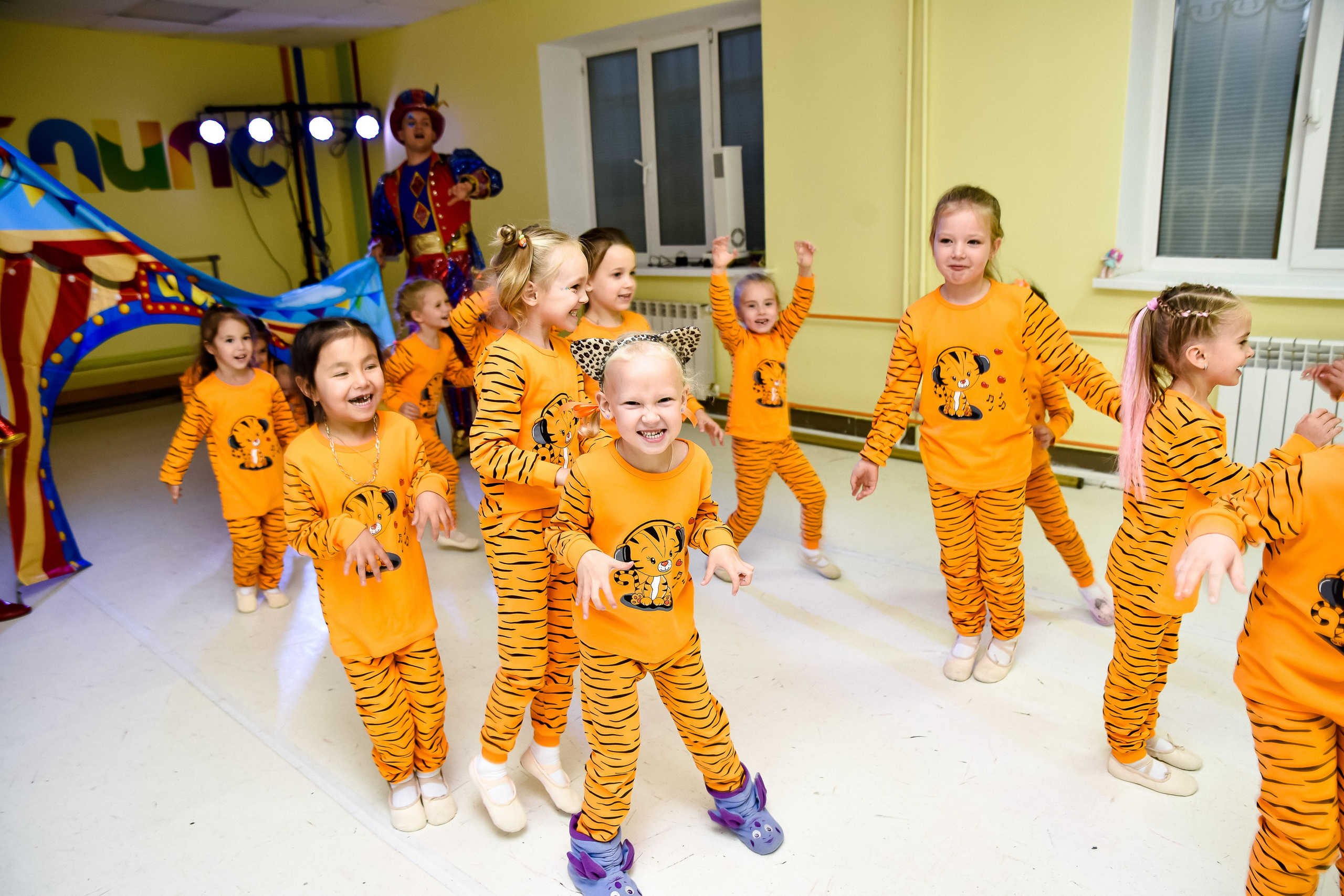 Праздник в Эклипс «Цирк»