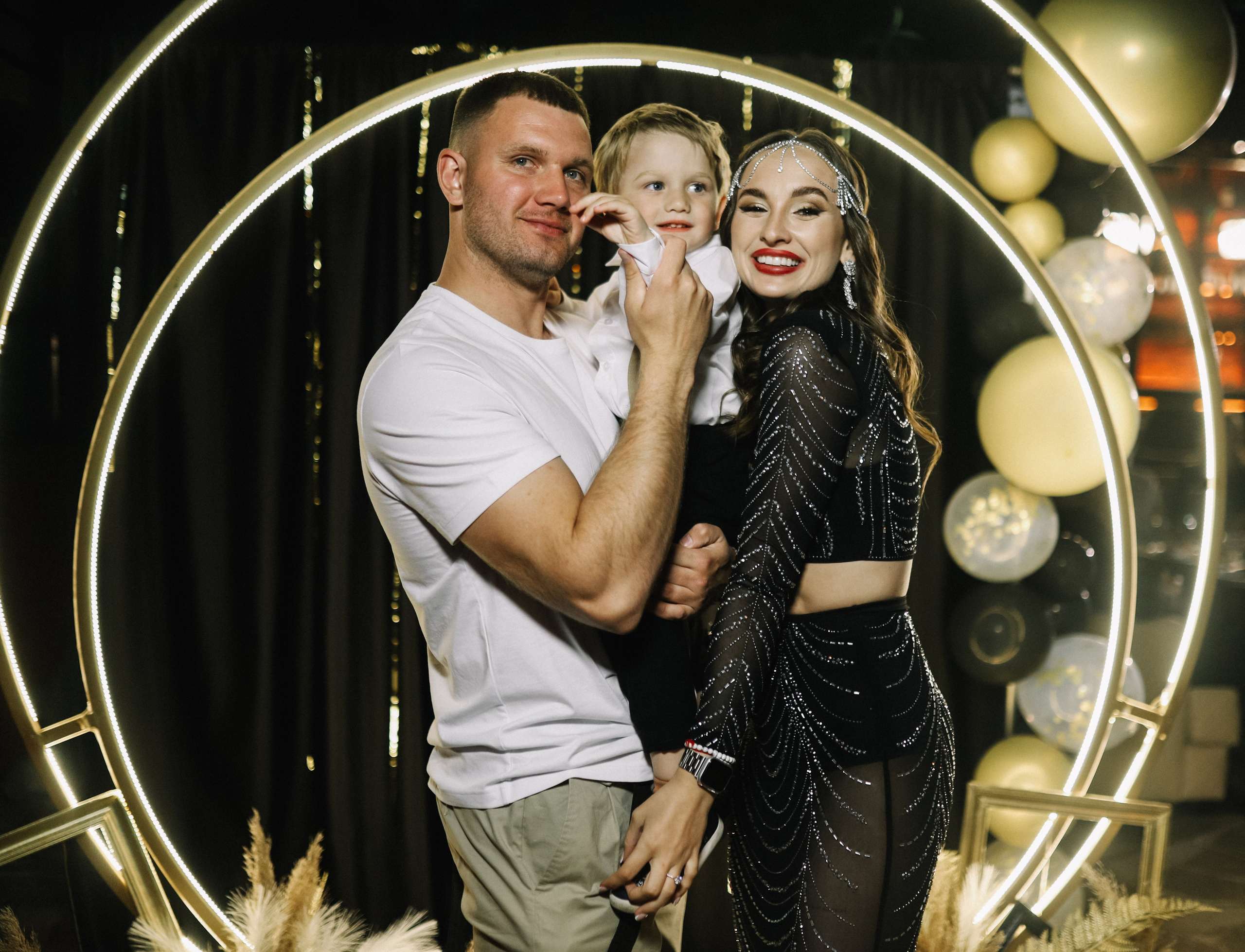 25.Диана и гости