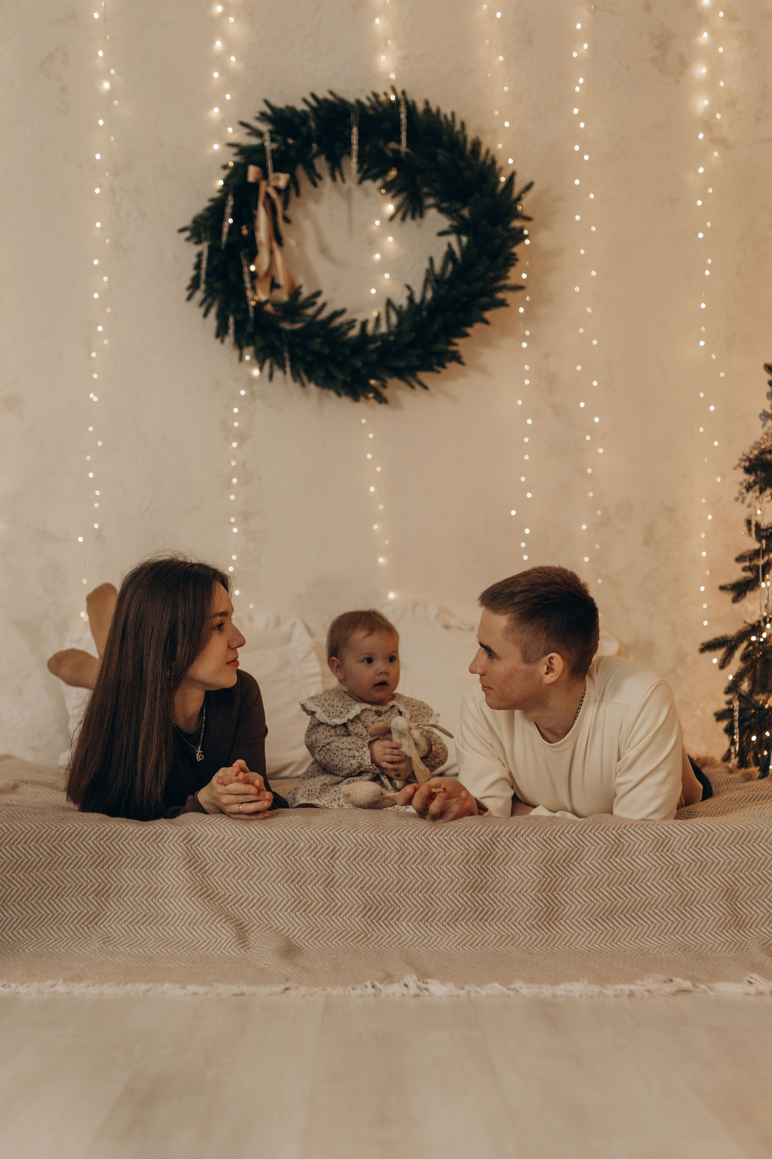 Новогодняя история Дмитрия, Полины и Анюты. Фотограф в Ставрополе Svetlana Matveeva