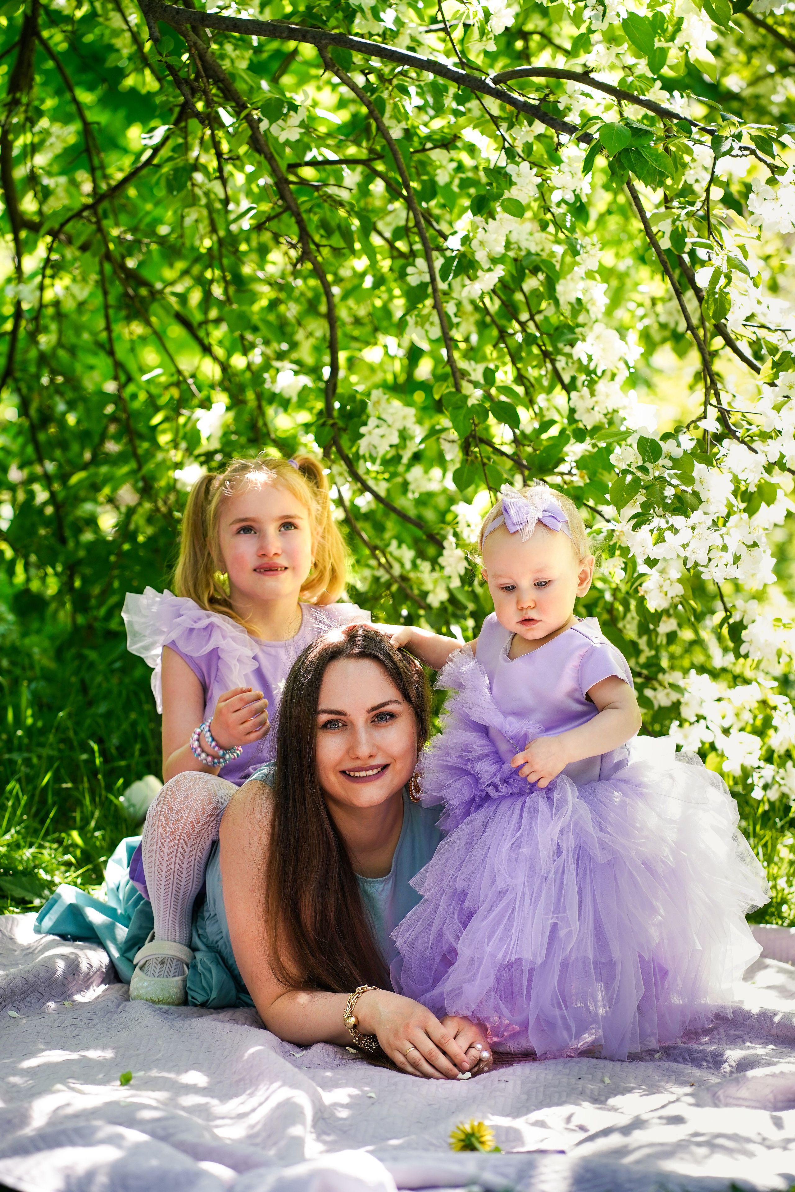 Сиреневая фотосессия на 1 годик. Семейный и портретный фотограф в Екатеринбурге Анна Лобанова