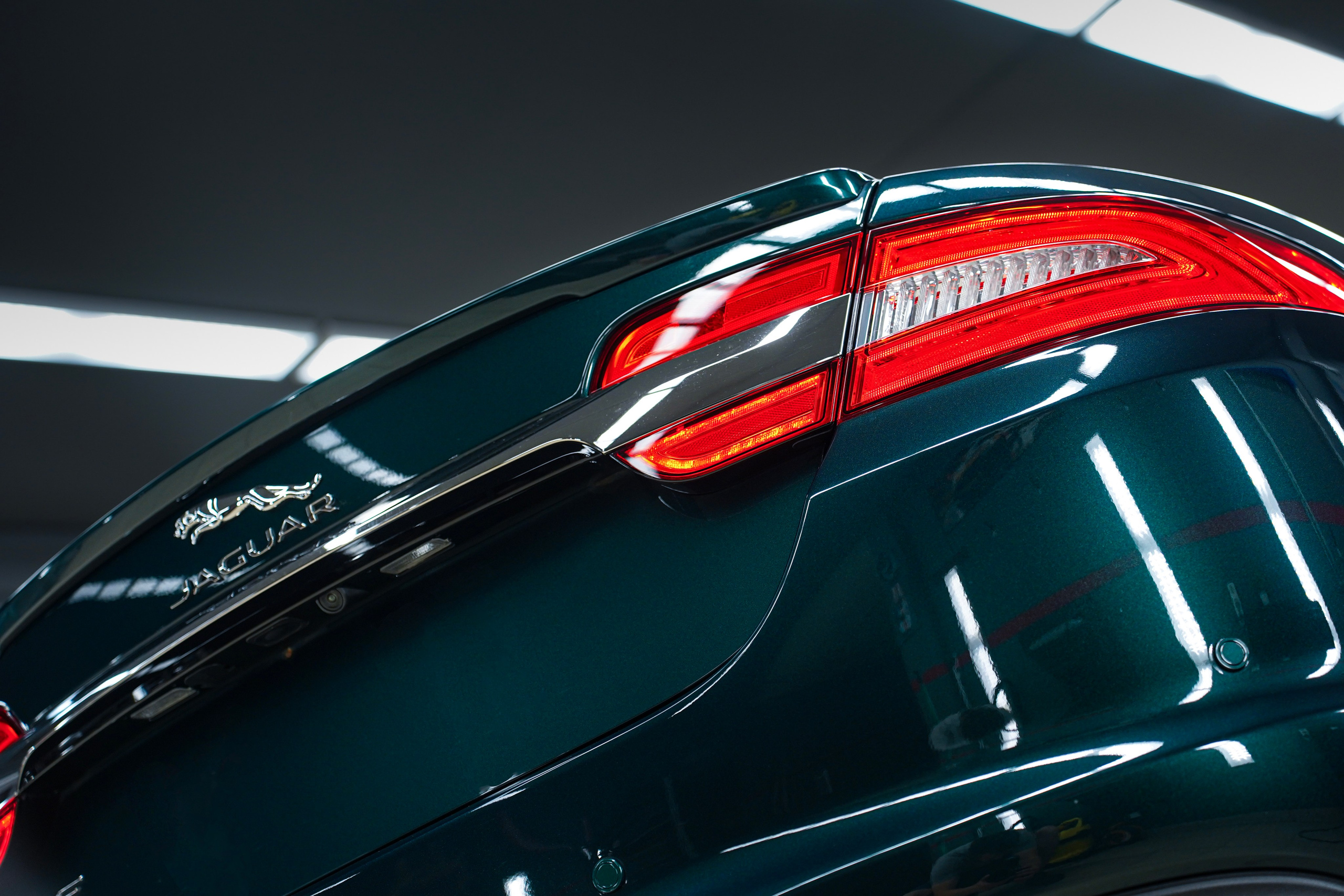JAGUAR XJ IV. Автомобильный фотограф в Санкт Петербурге. Евгений Коновалов