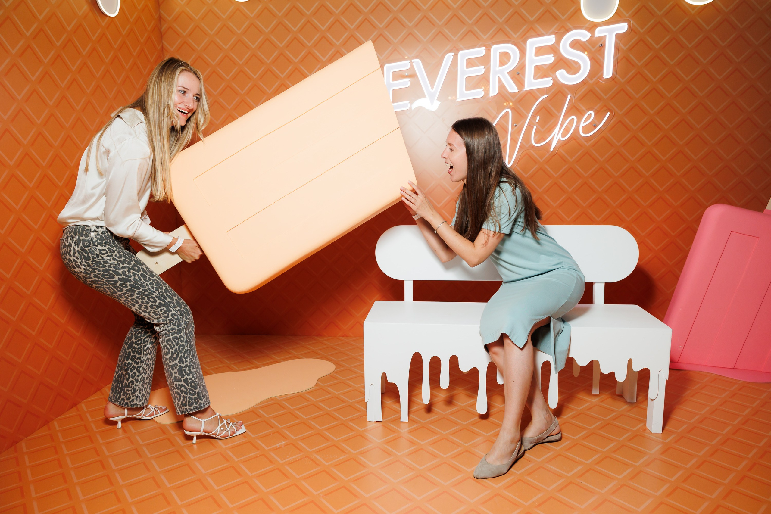 EVEREST VIBE good vibes only 16.08.2023. EVEREST PHOTO REPORT