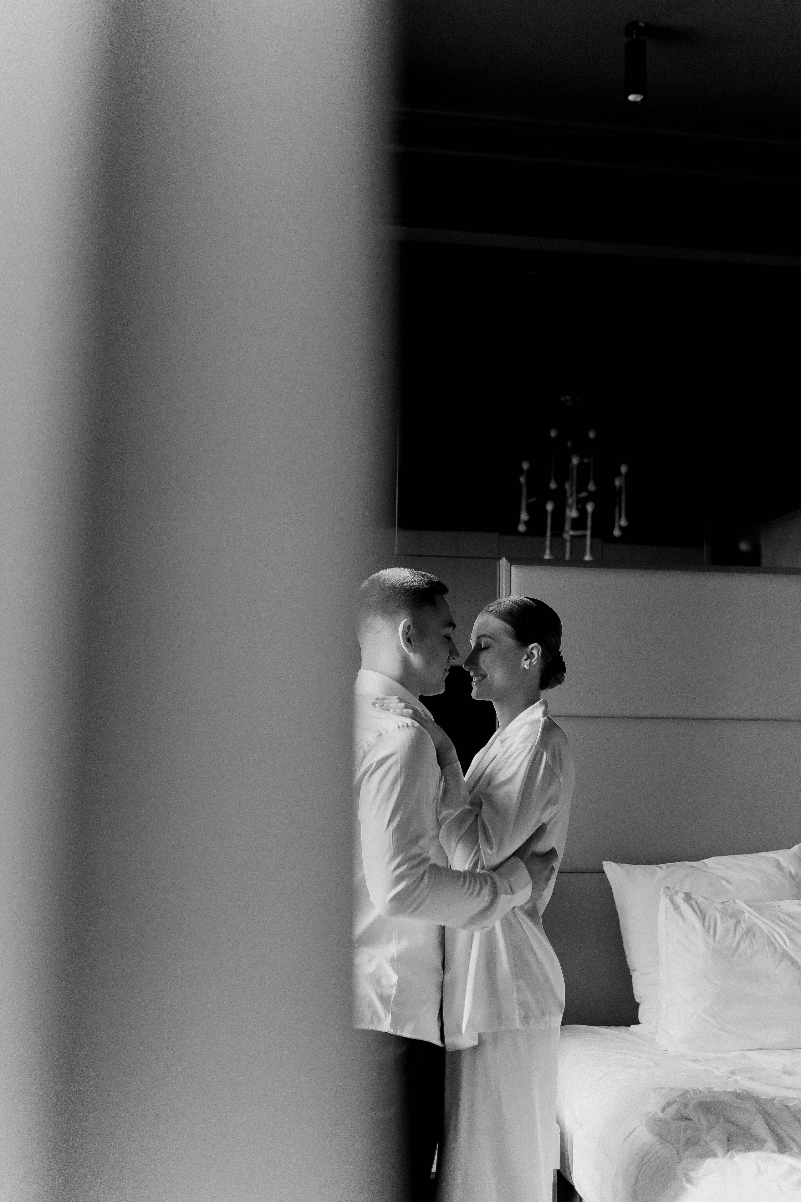 ···. Свадебный фотограф в Санкт-Петербурге Александра Чукавина