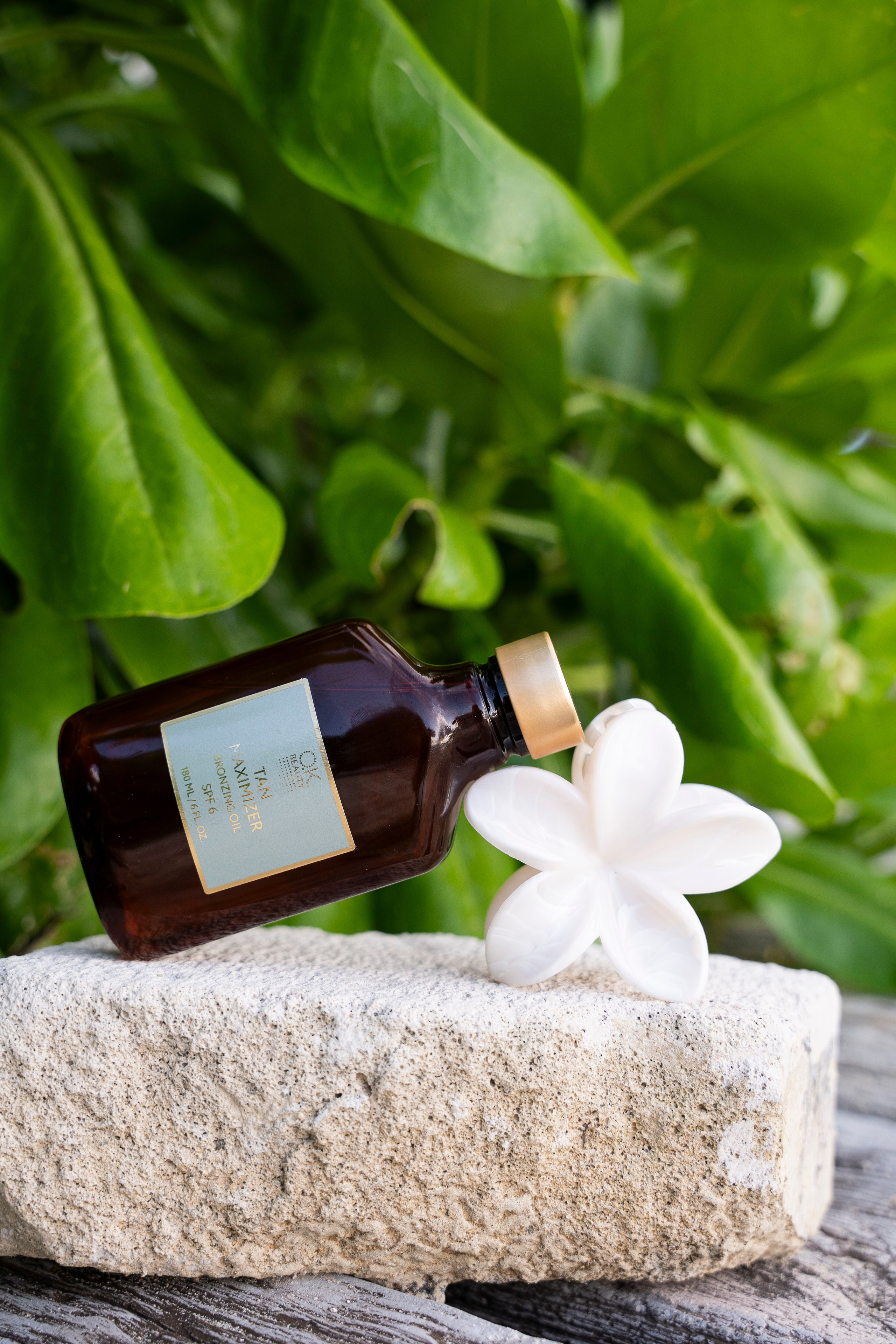 TAN SPF15. Brand designer | photographer | model