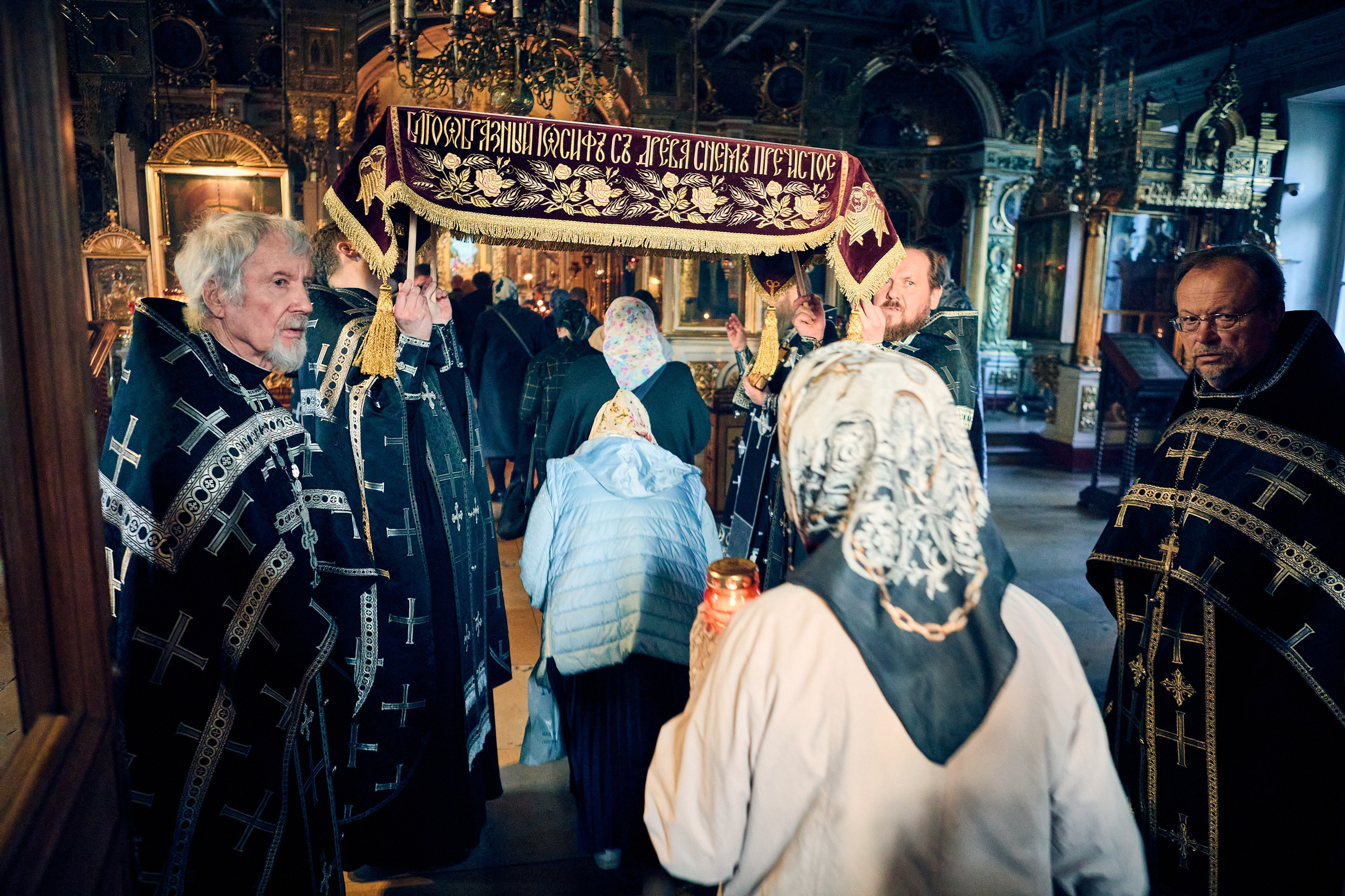 Утреня. Погребение Спасителя. DMITRY MOISEENKO — фотограф, художник, топ-стилист