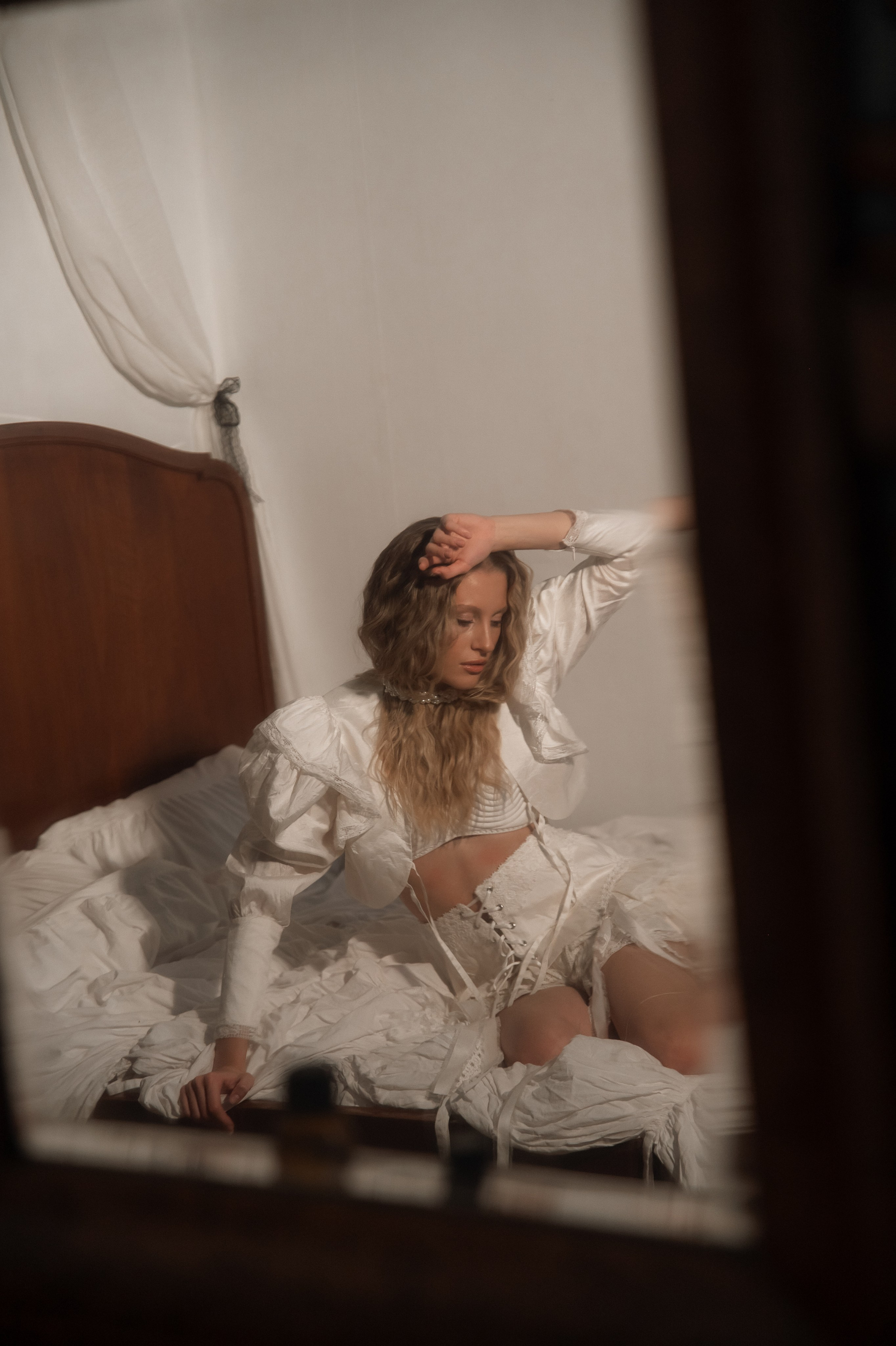 Свадебная съемка в исторической квартире на Чистых прудах. Ярослава Ерина — свадебный фотограф в Москве