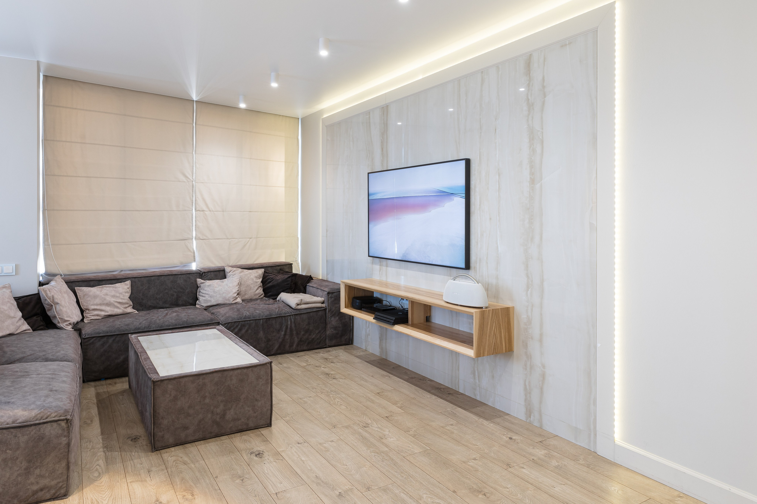 Интерьер. Tony Mikhailov