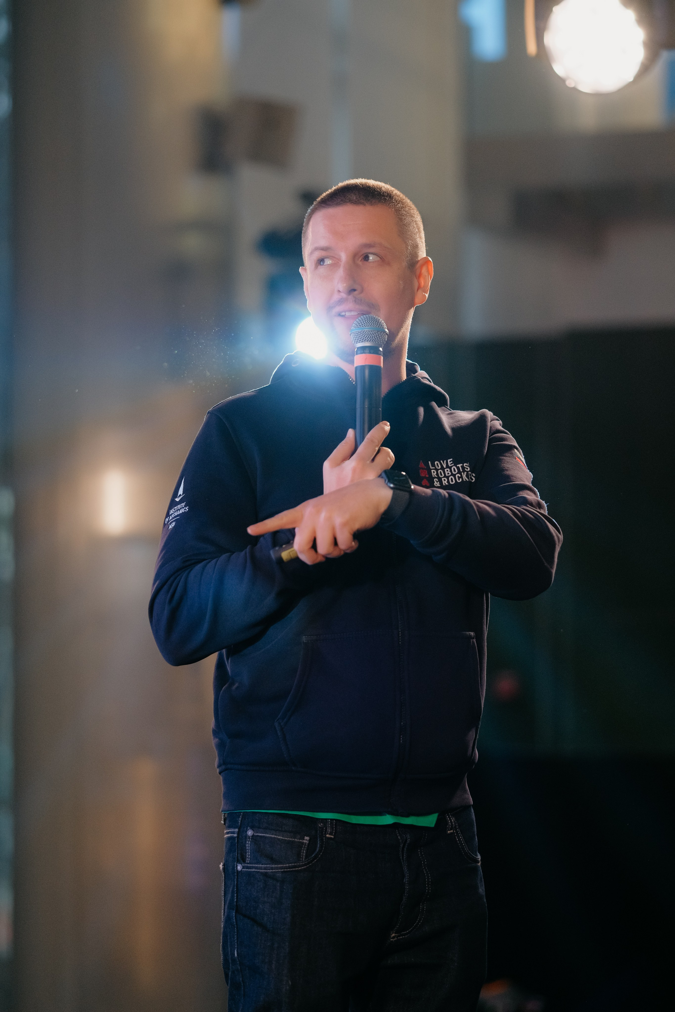 Наука 0+. Фотограф в Москве Дмитрий Рогов