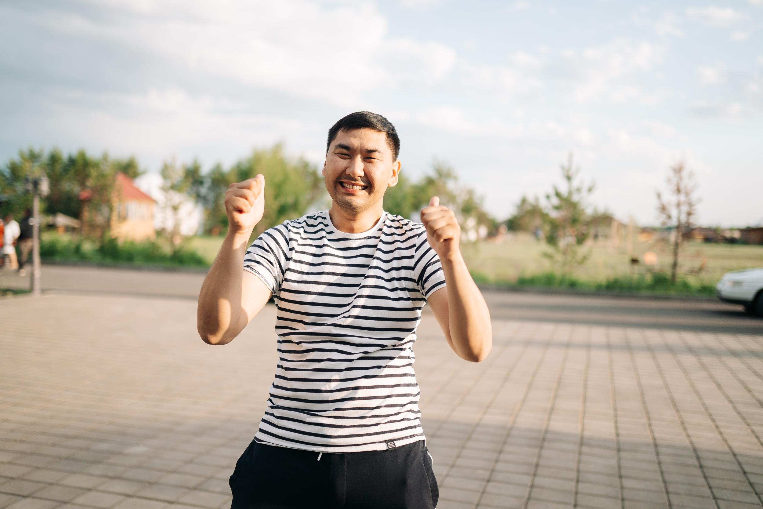 День рождения The Akan Building