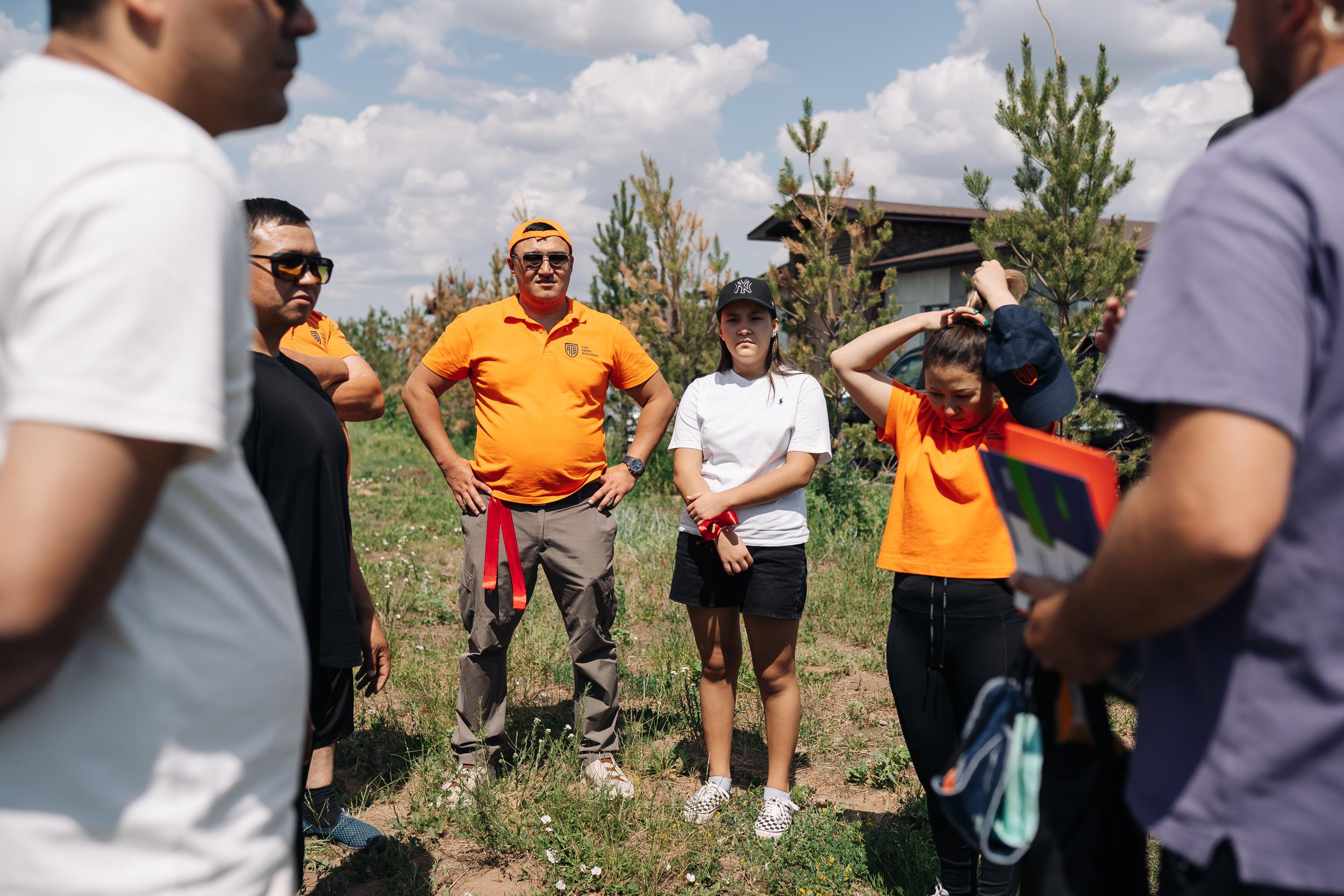 День рождения The Akan Building